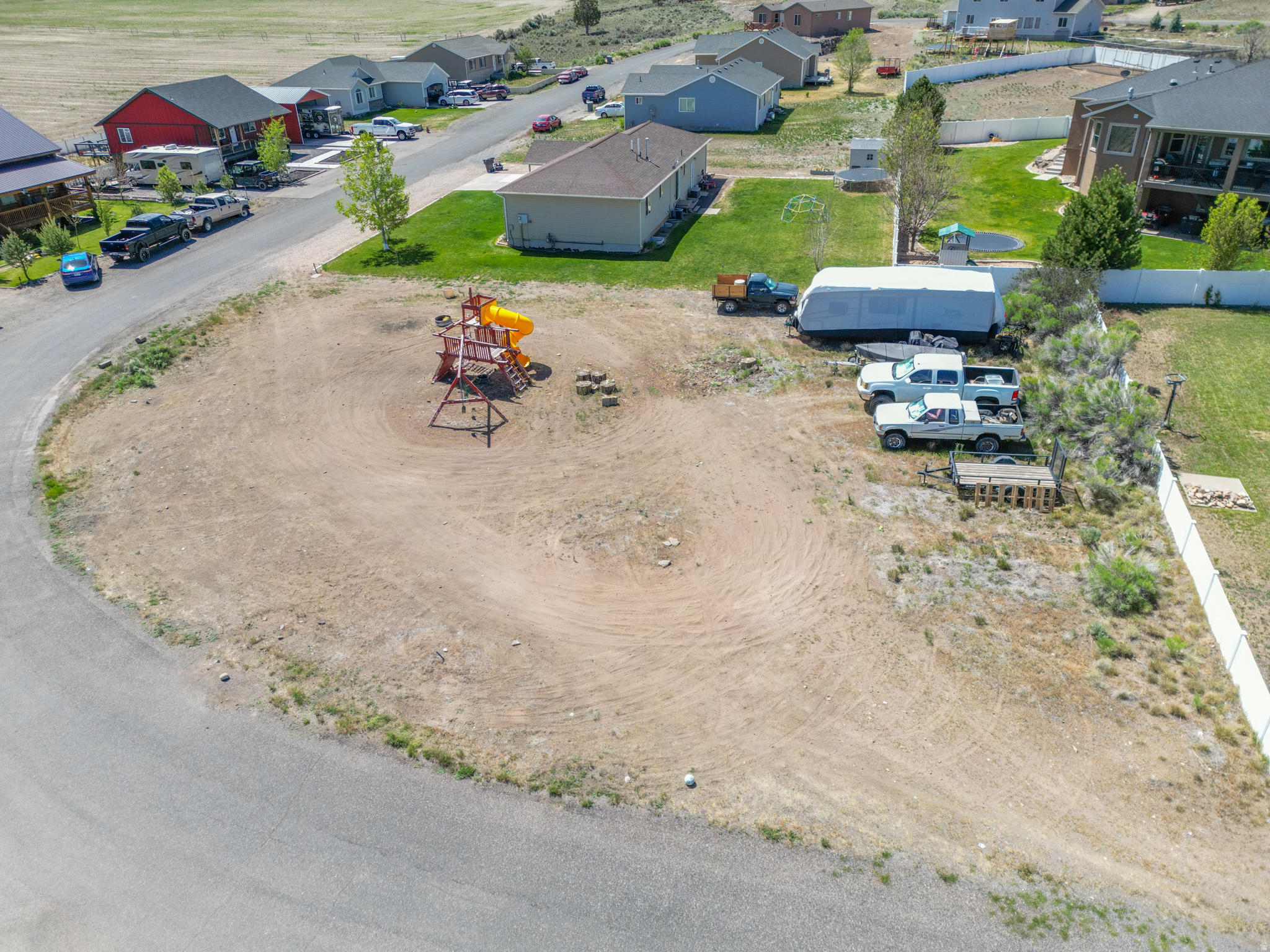 main property photo 70