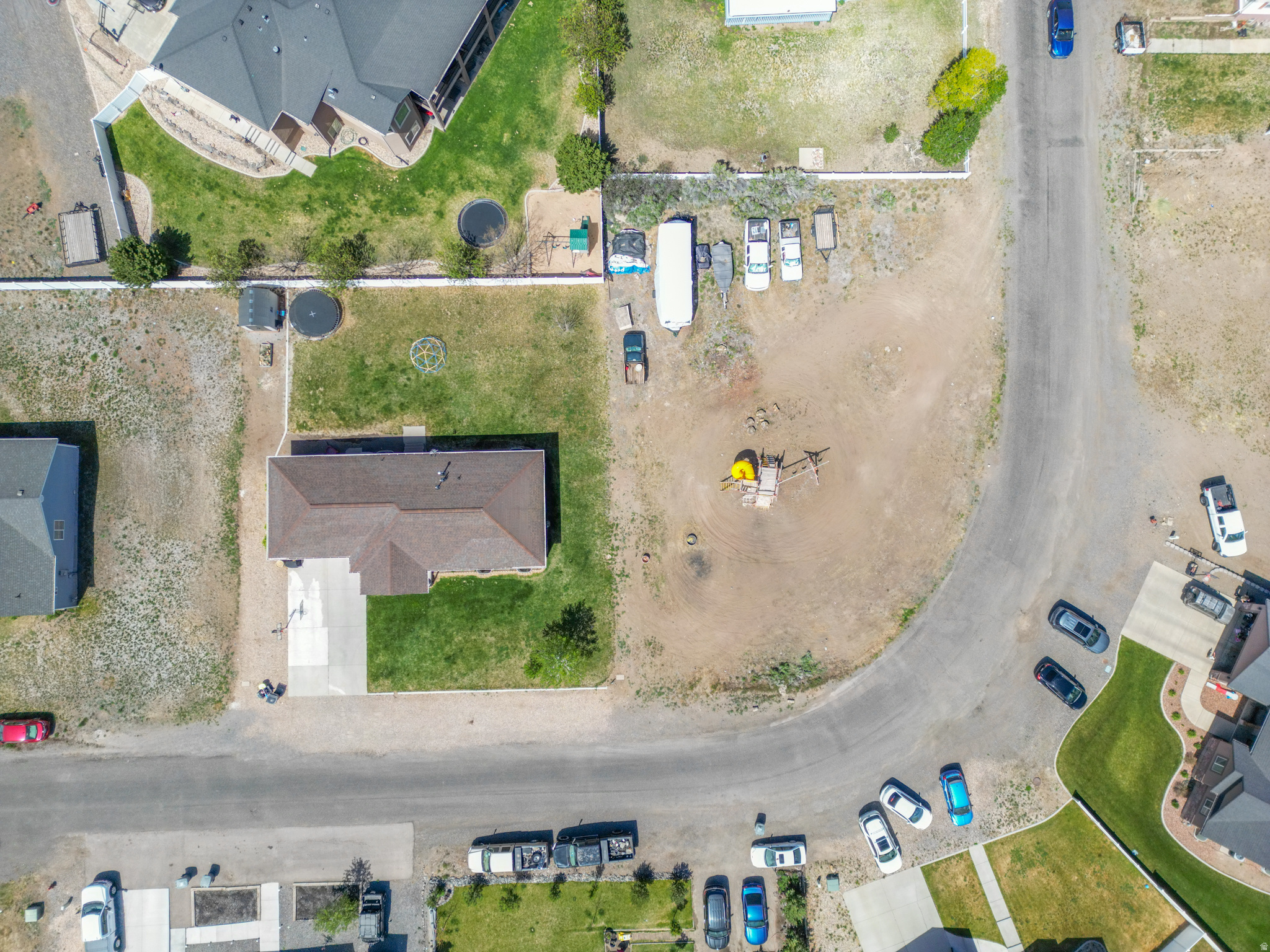 main property photo 73