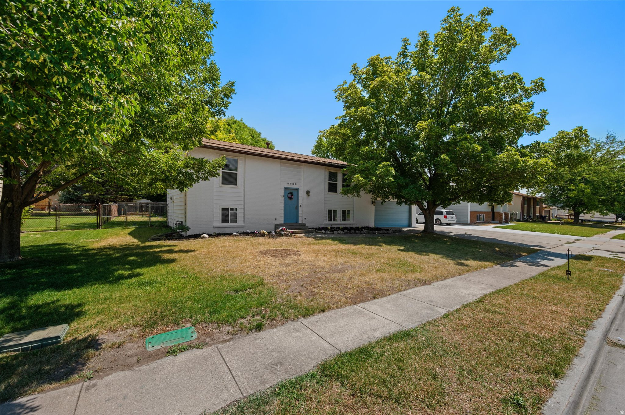 main property photo 50