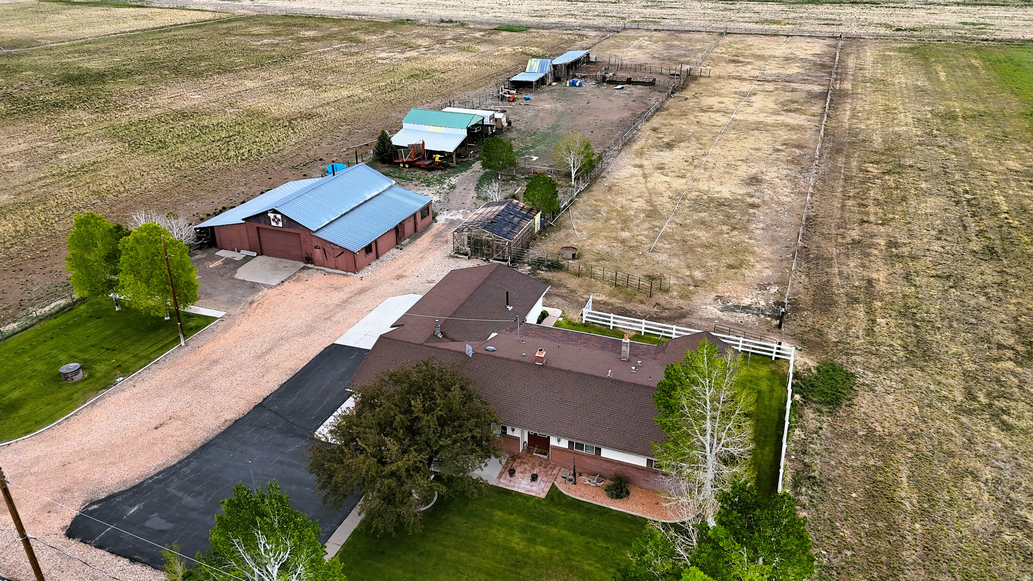 main property photo 33