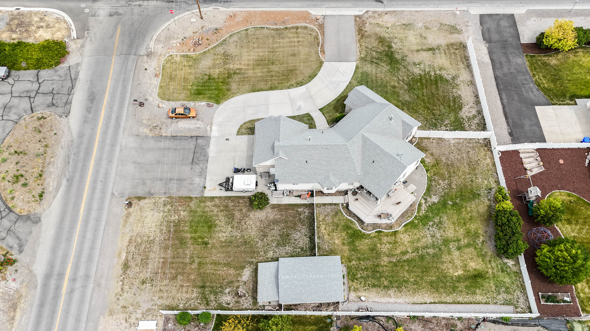 main property photo 21