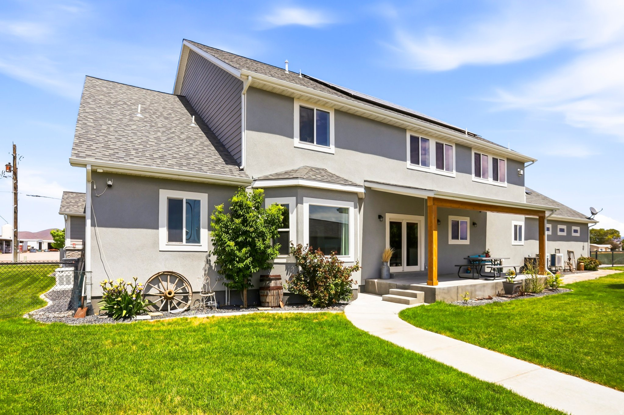 main property photo 65
