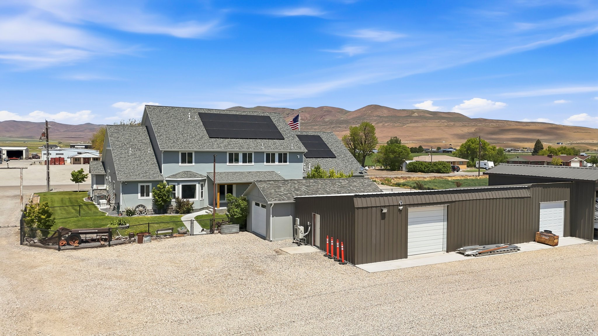 main property photo 76