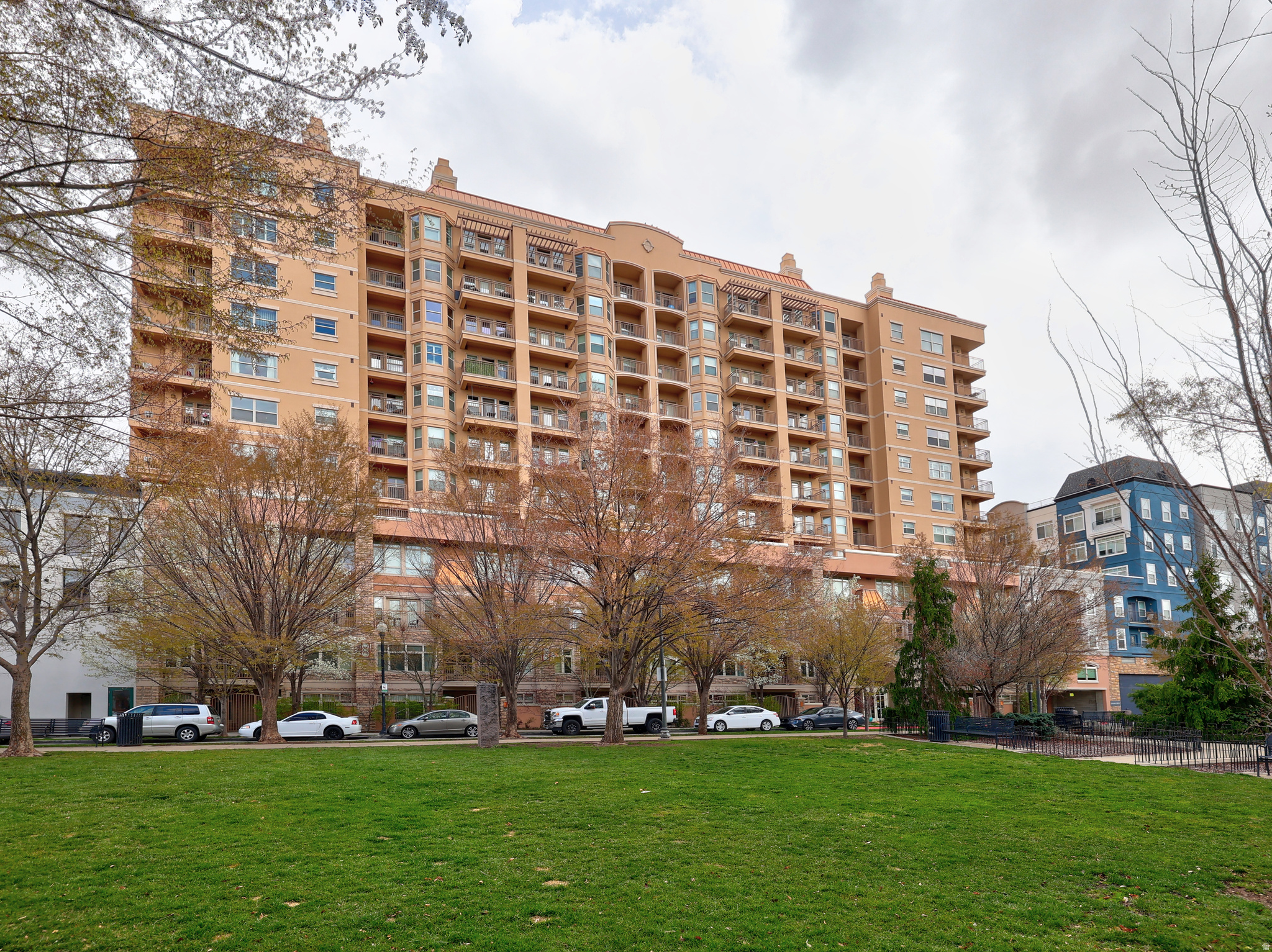 main property photo 17