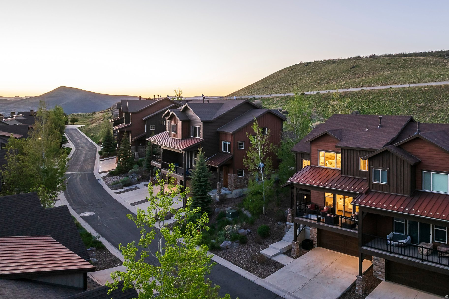 main property photo 70
