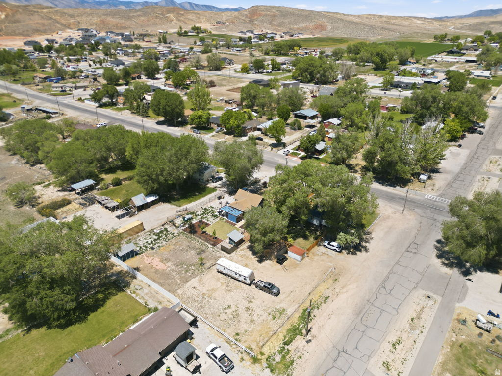 main property photo 10