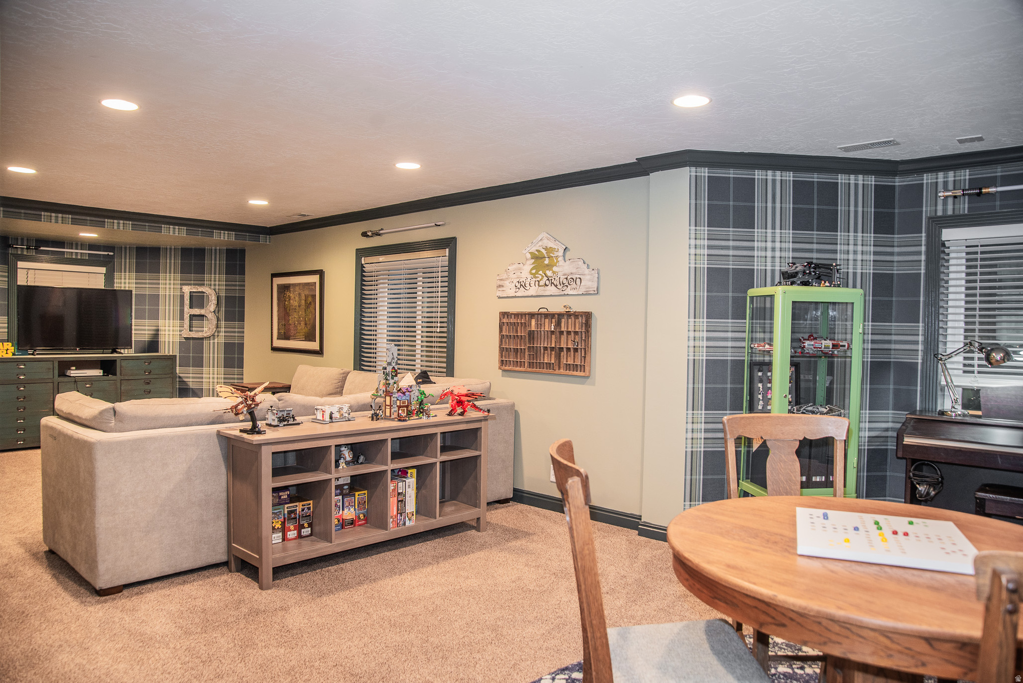 main property photo 50