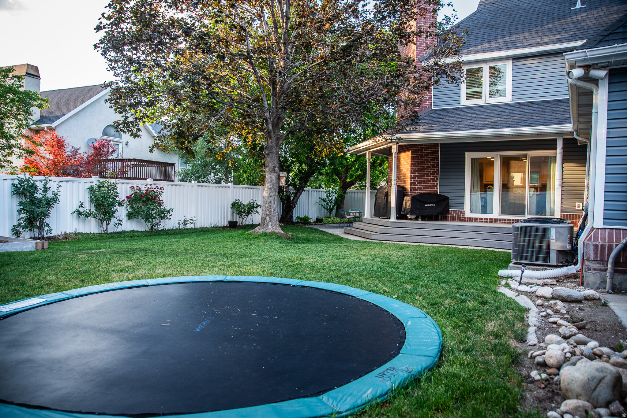 main property photo 7