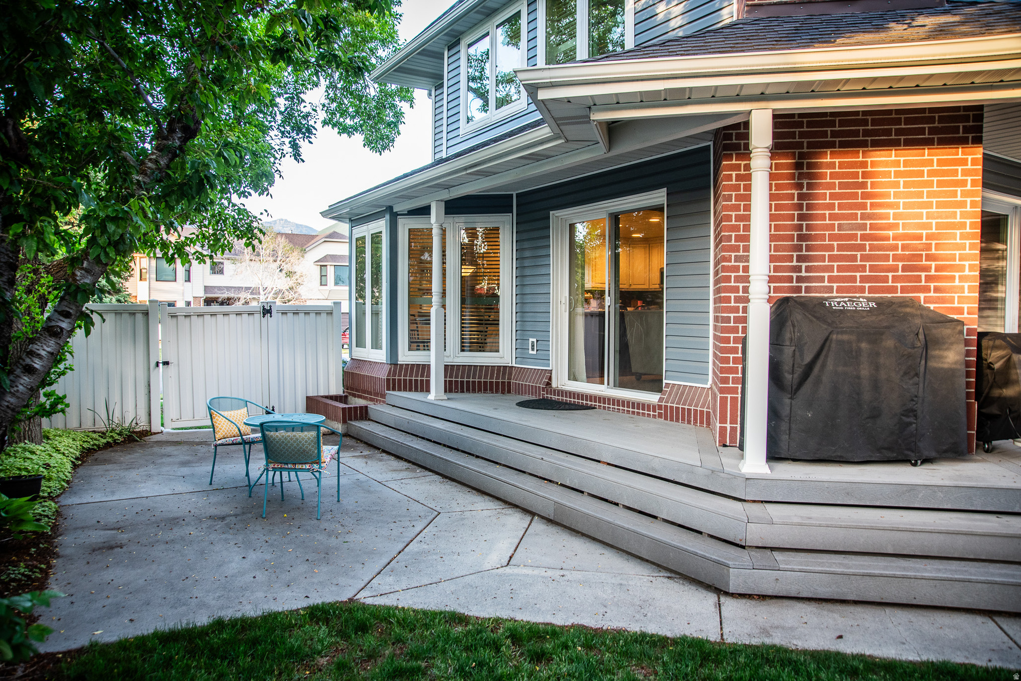 main property photo 9