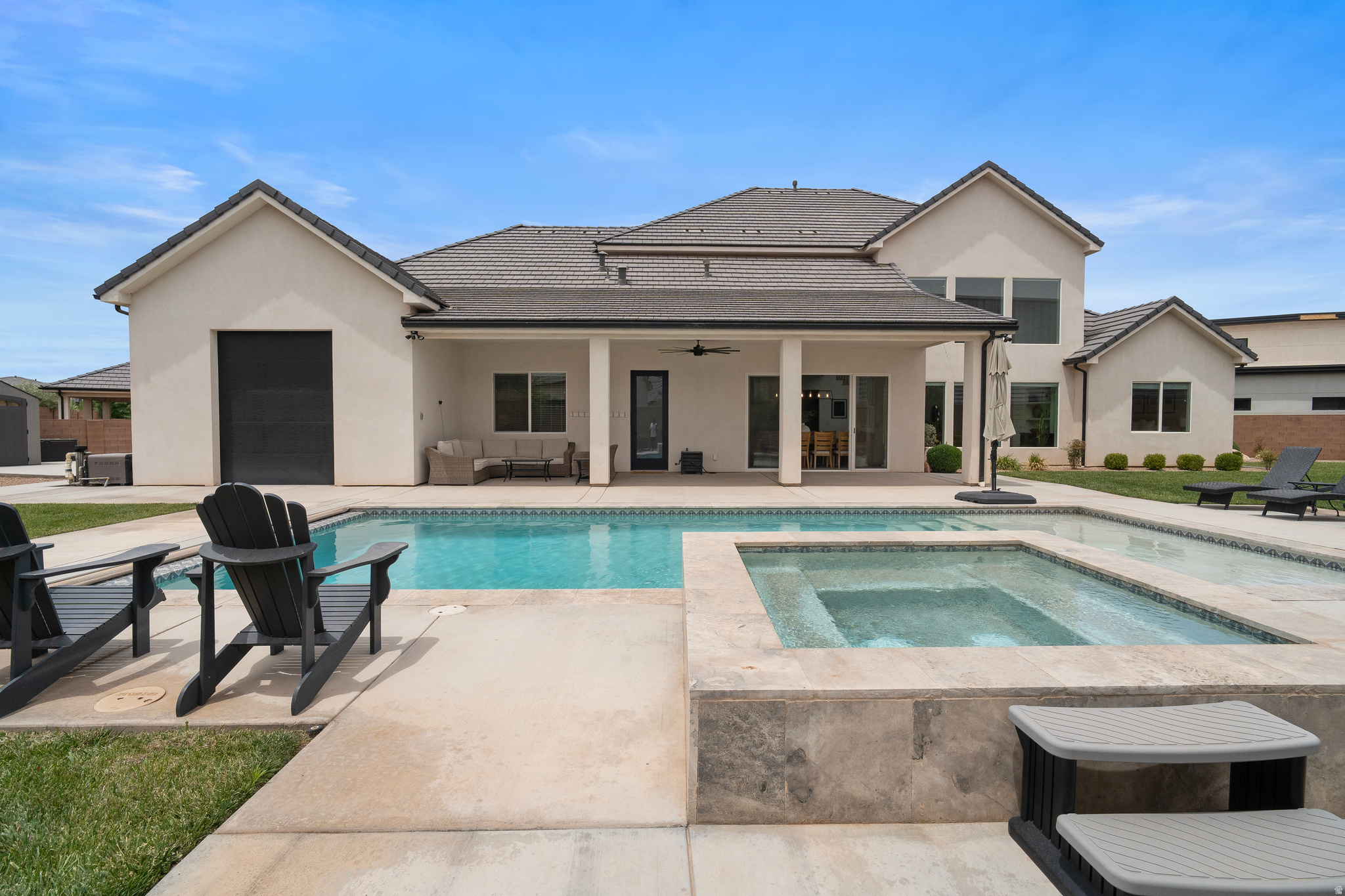 main property photo 50