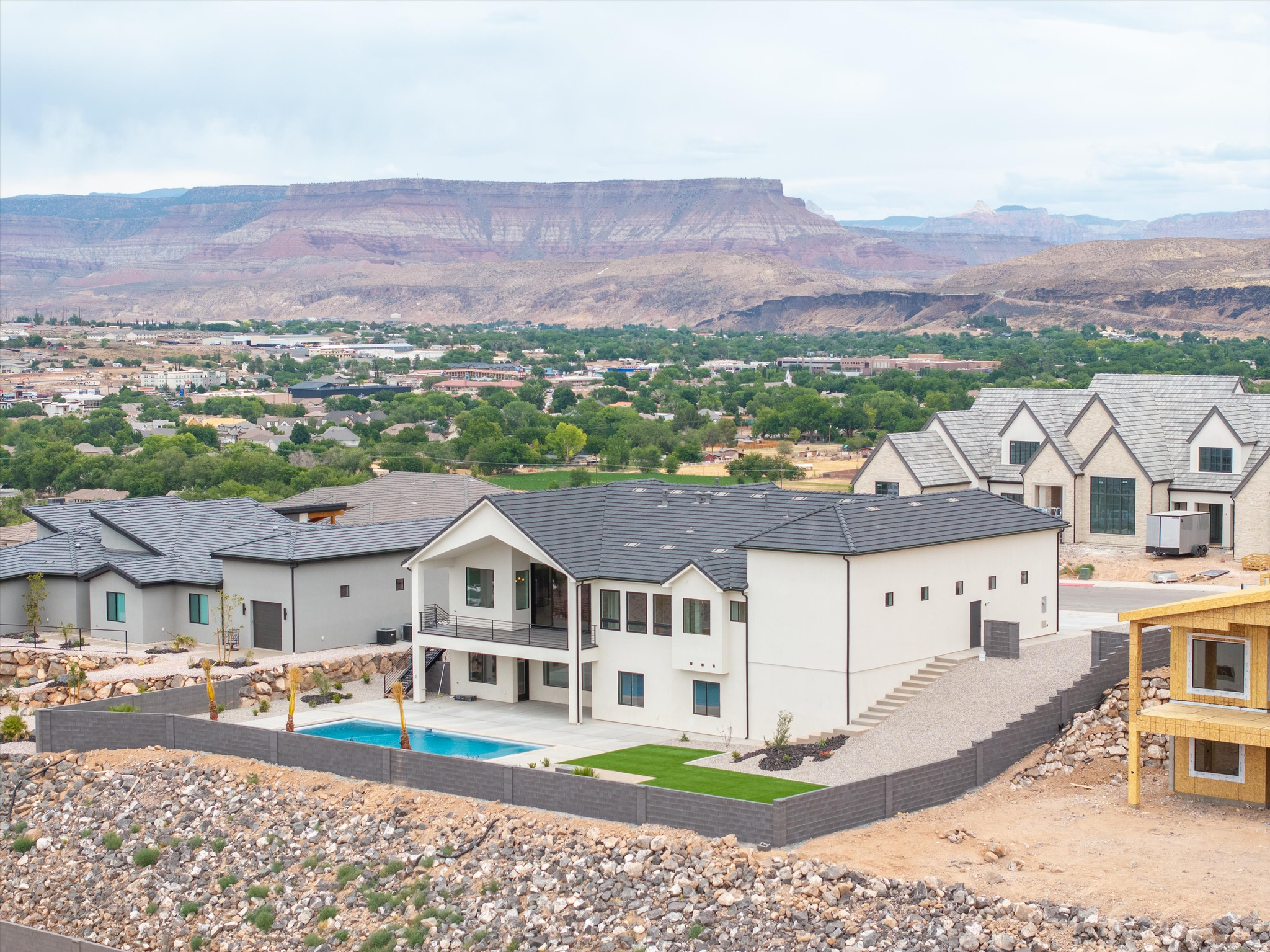 main property photo 104