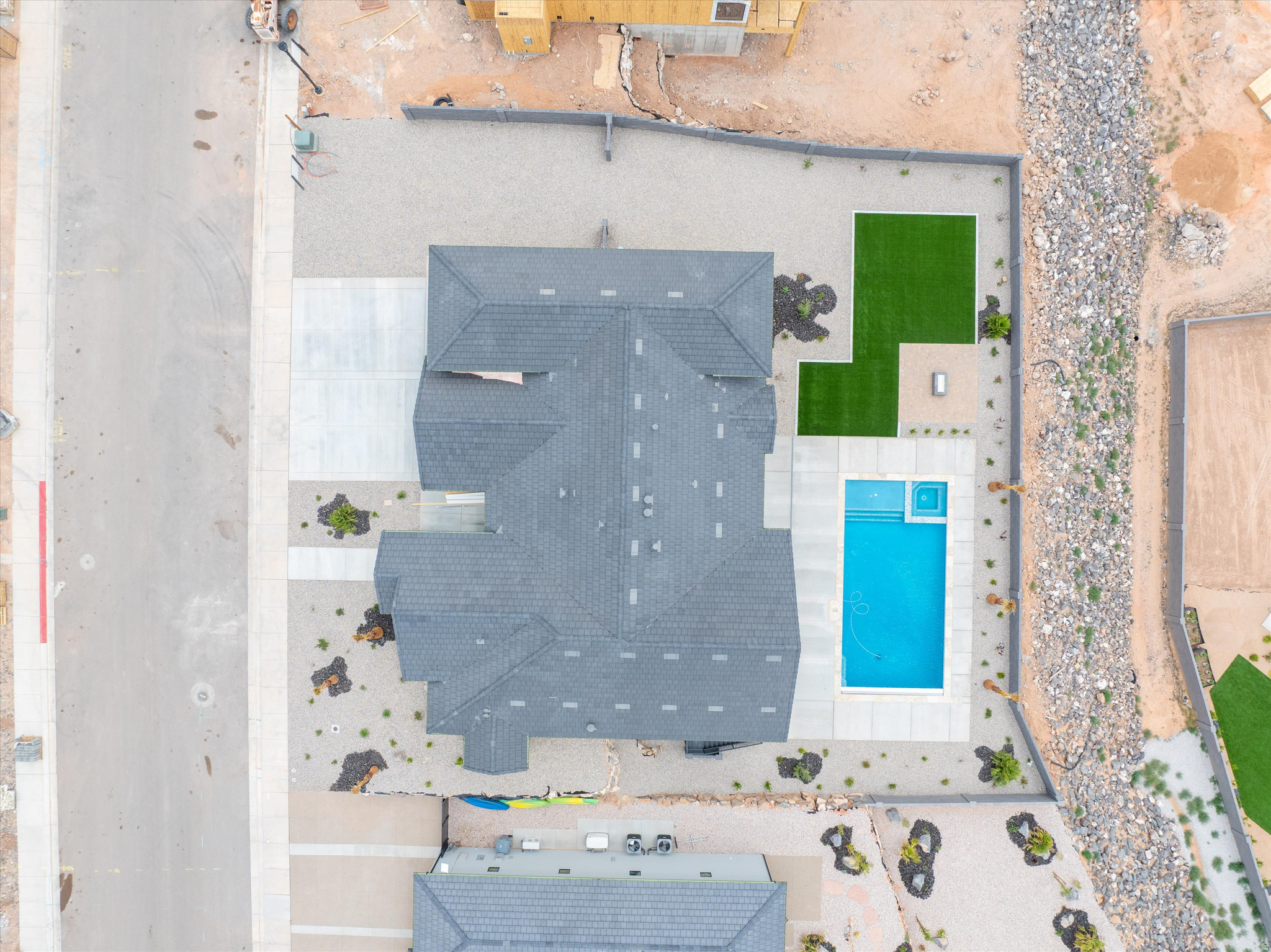 main property photo 89