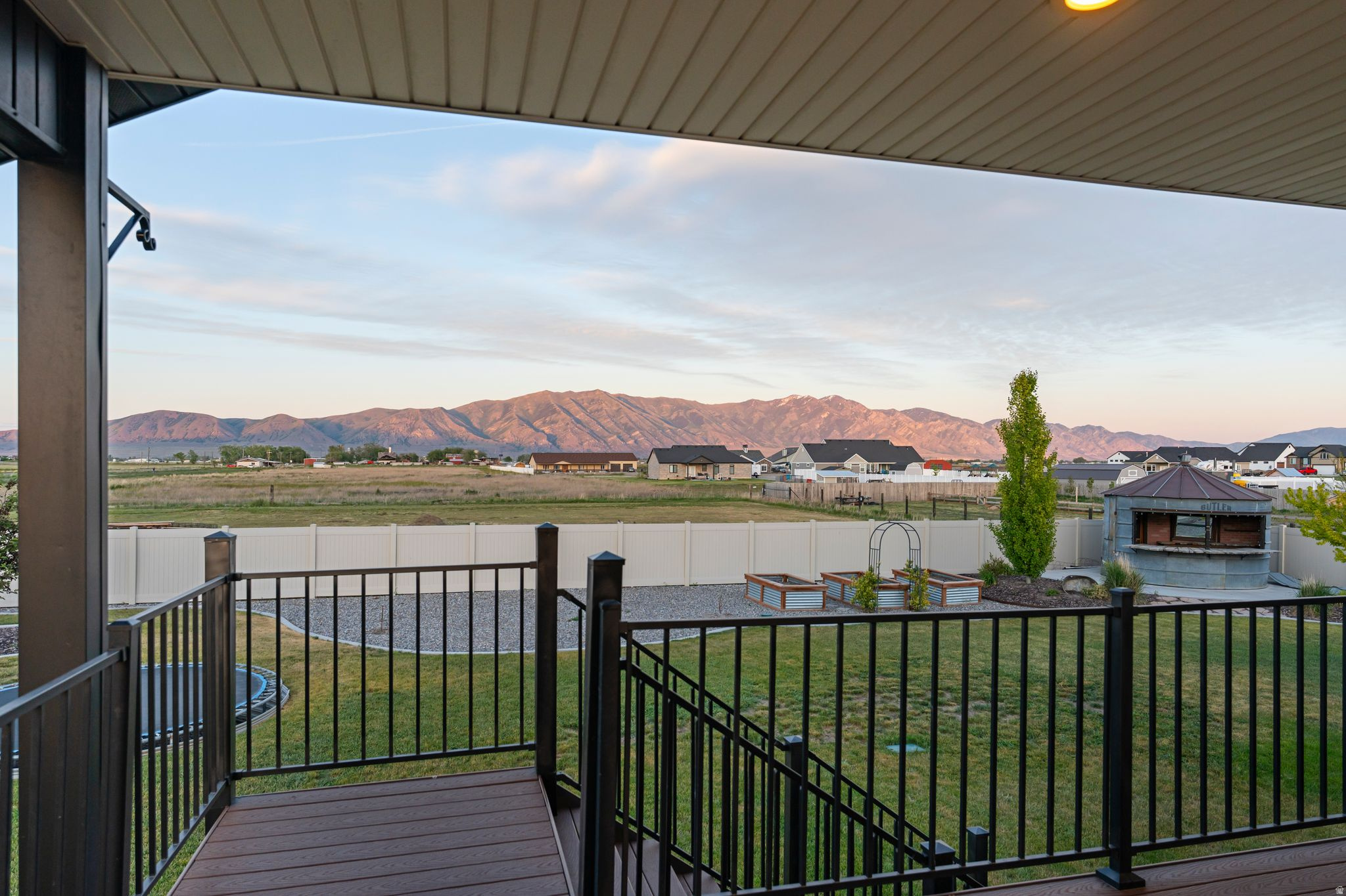 main property photo 61