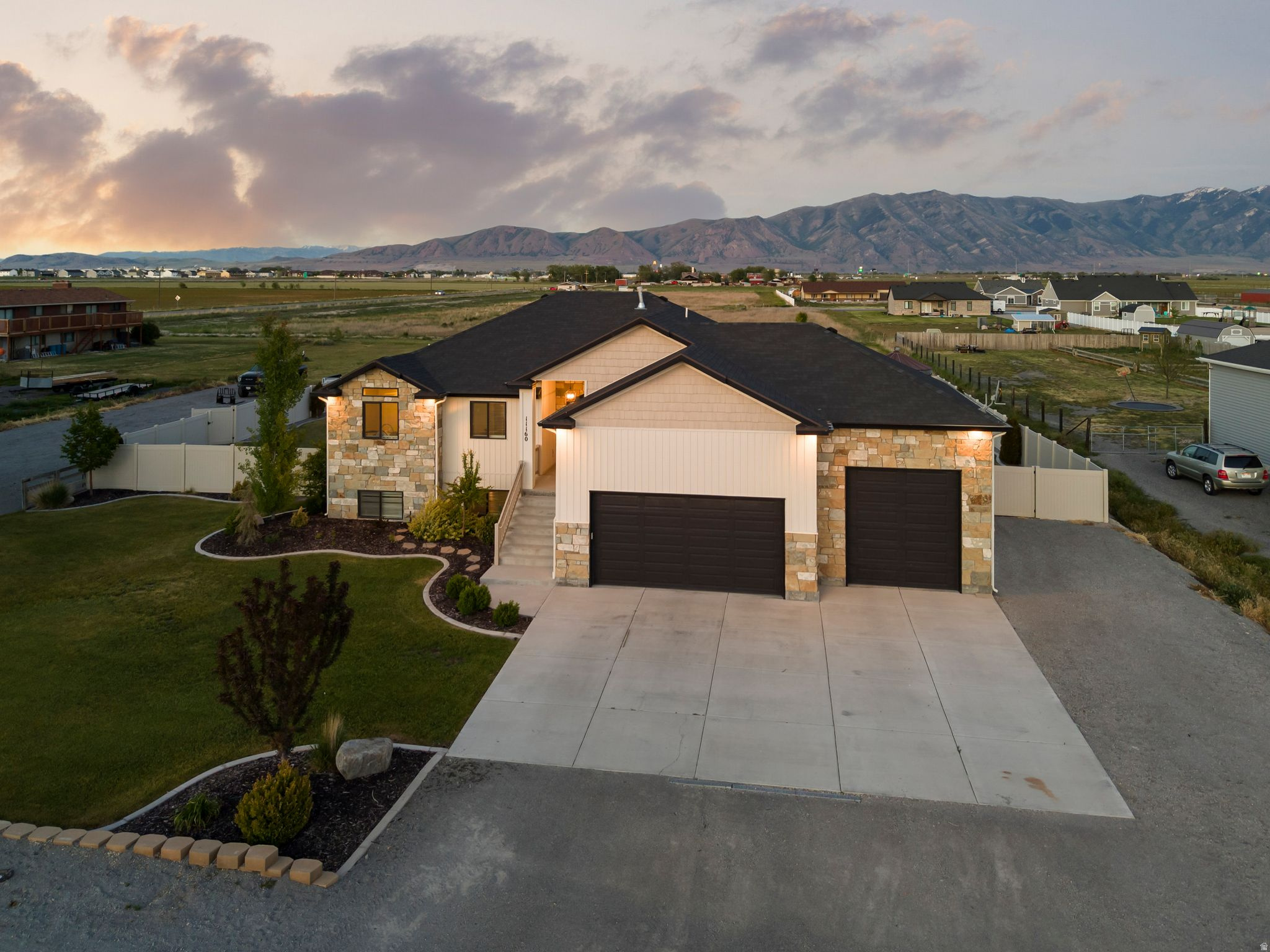 main property photo 65