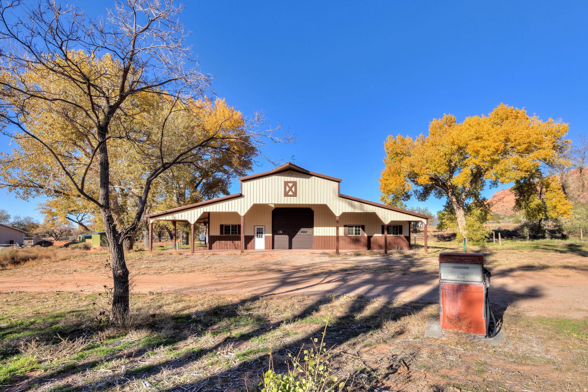 main property photo 18