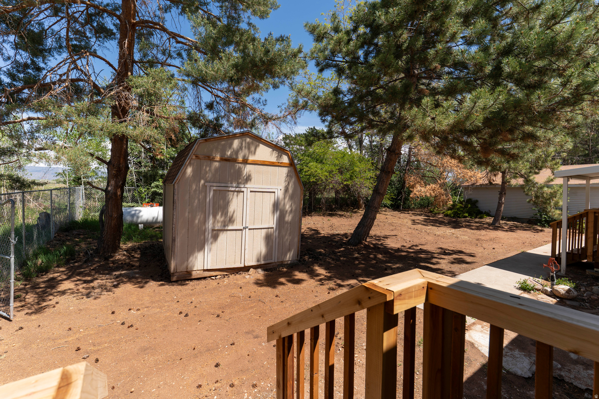 main property photo 35