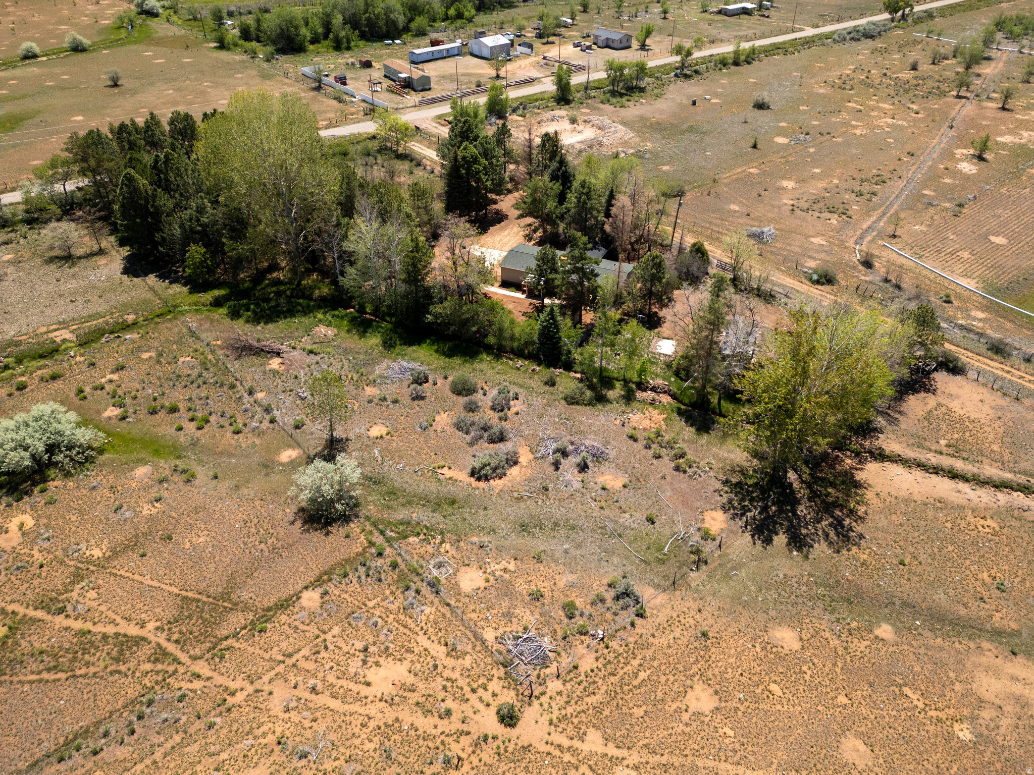 main property photo 40