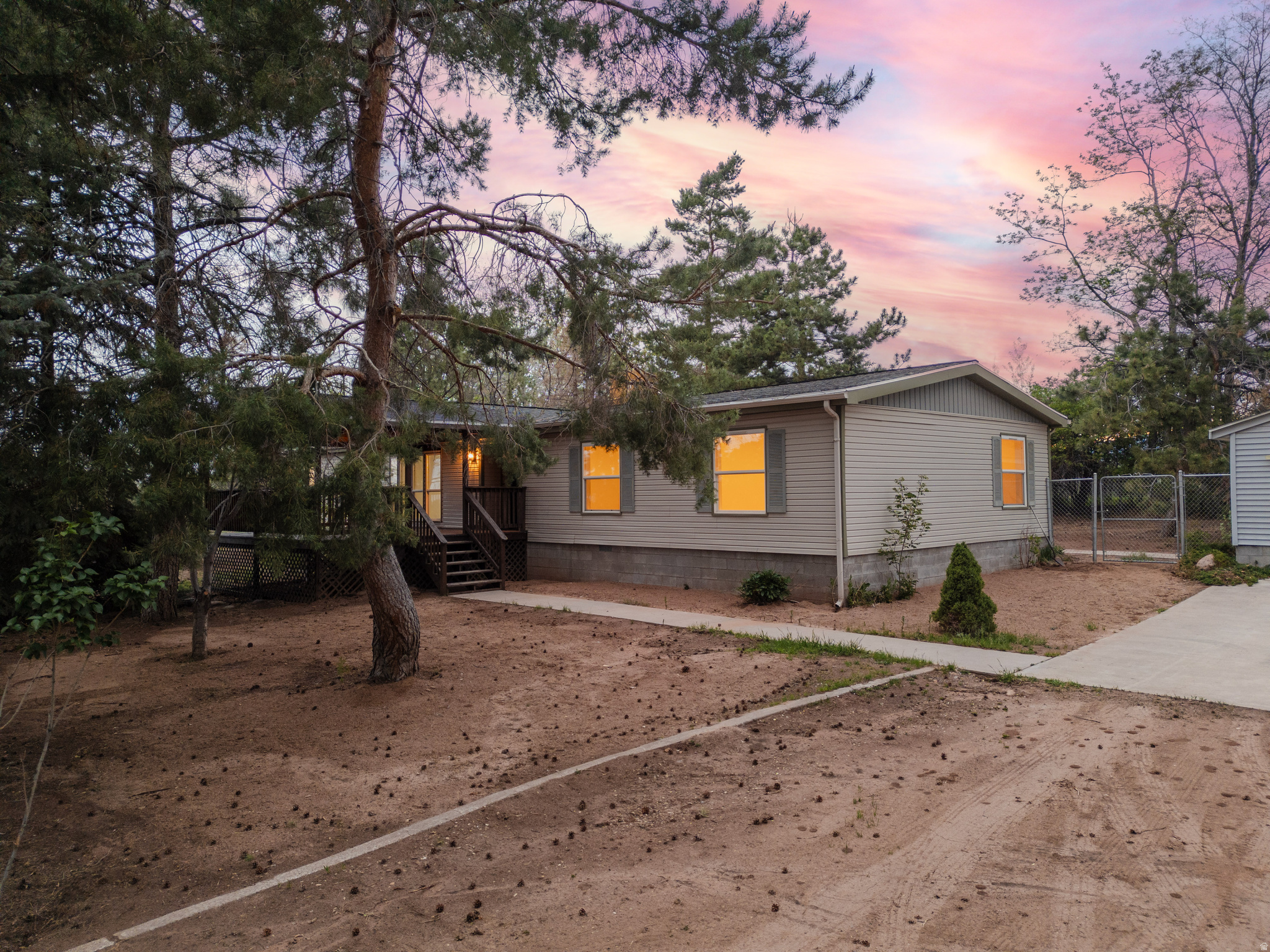 main property photo 45