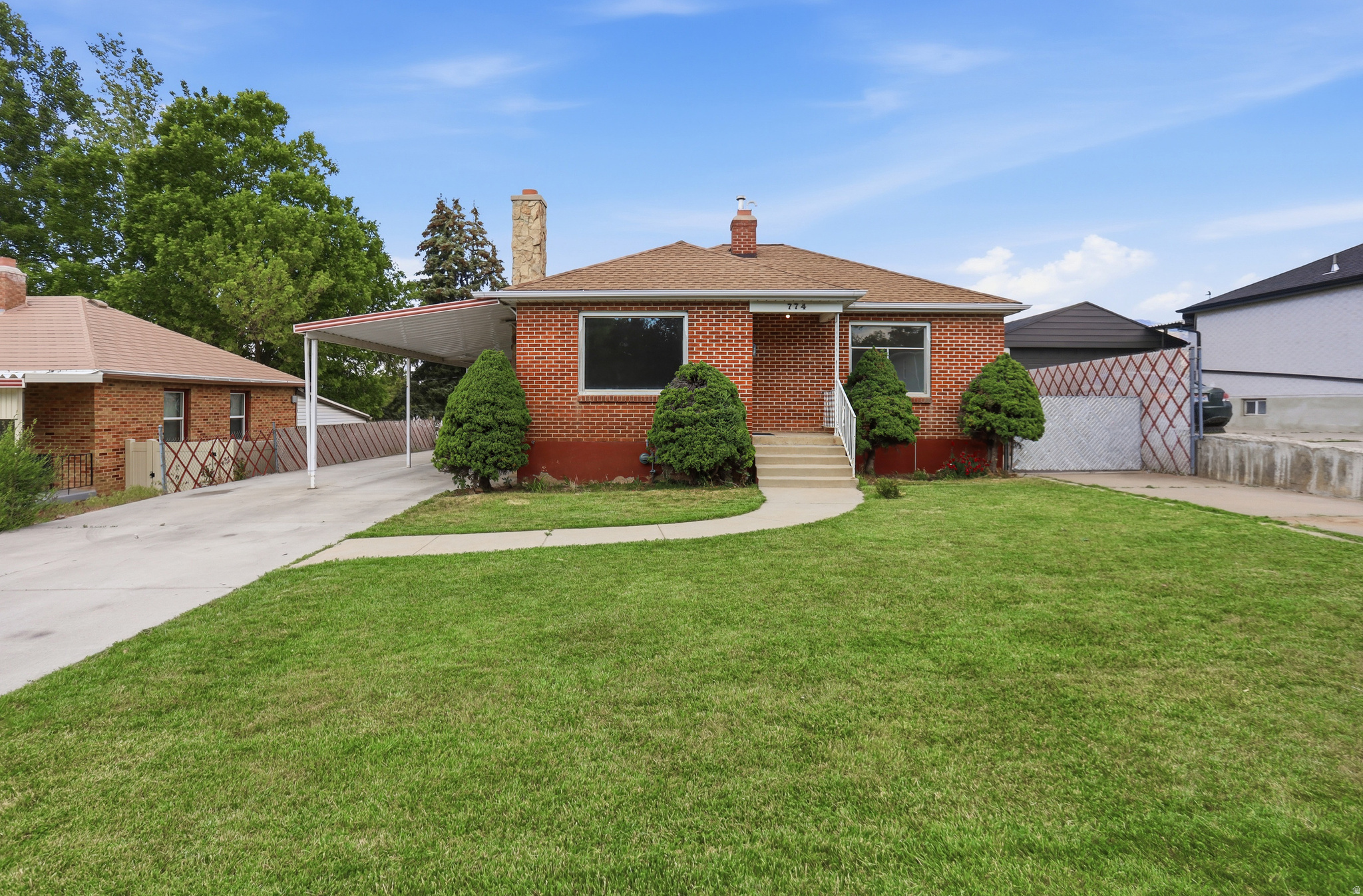 main property photo 34
