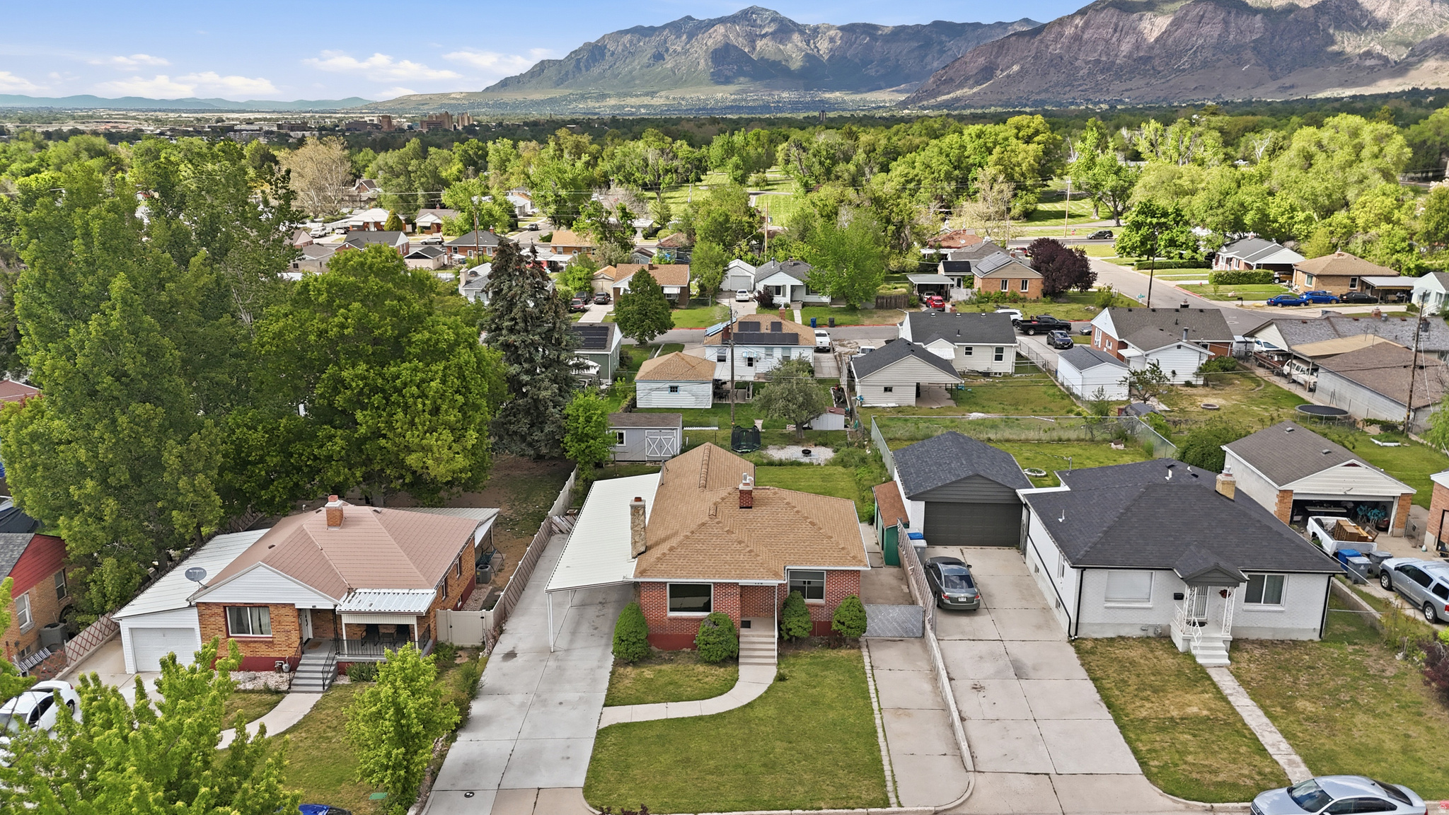main property photo 40