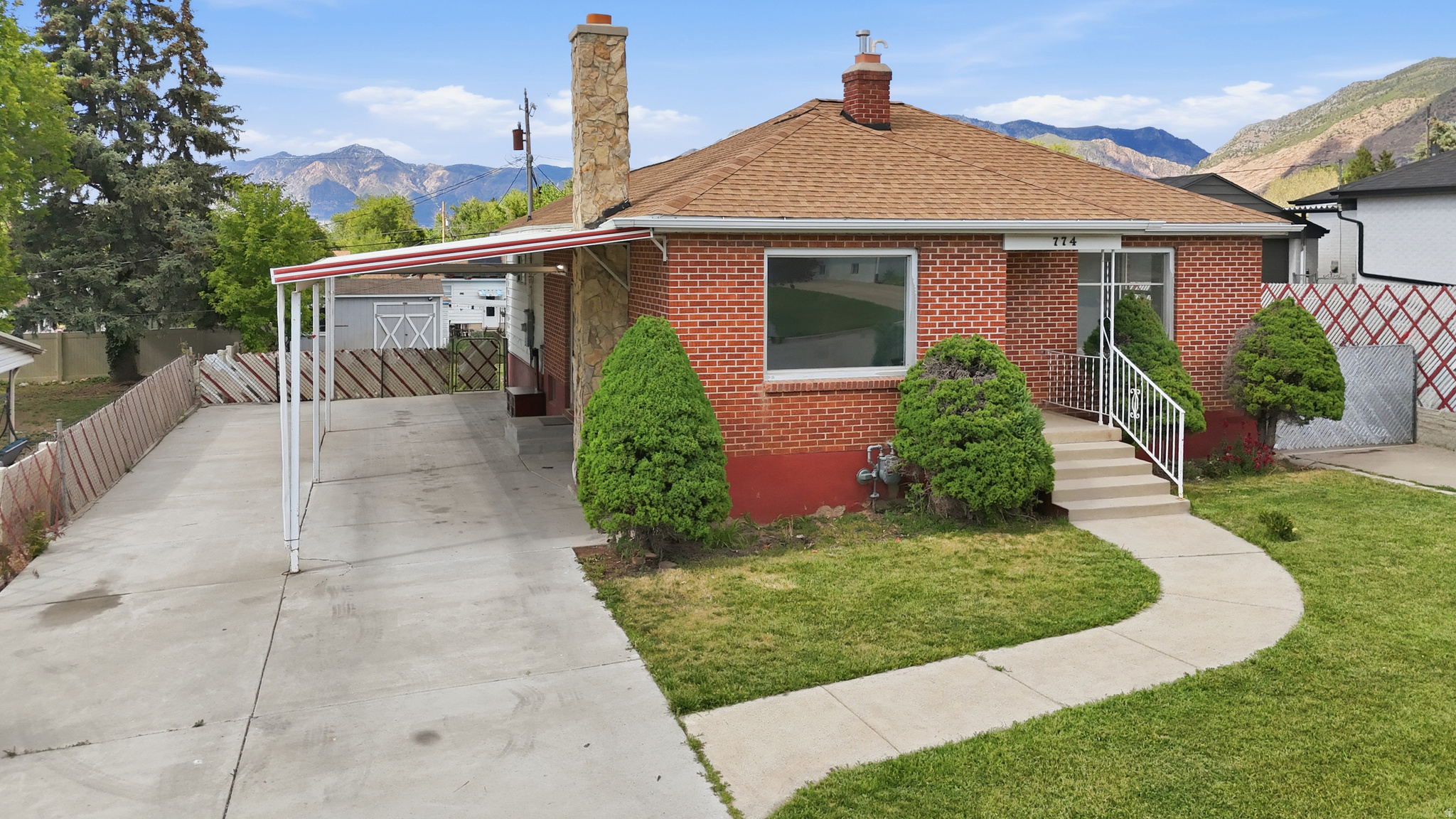 main property photo 41