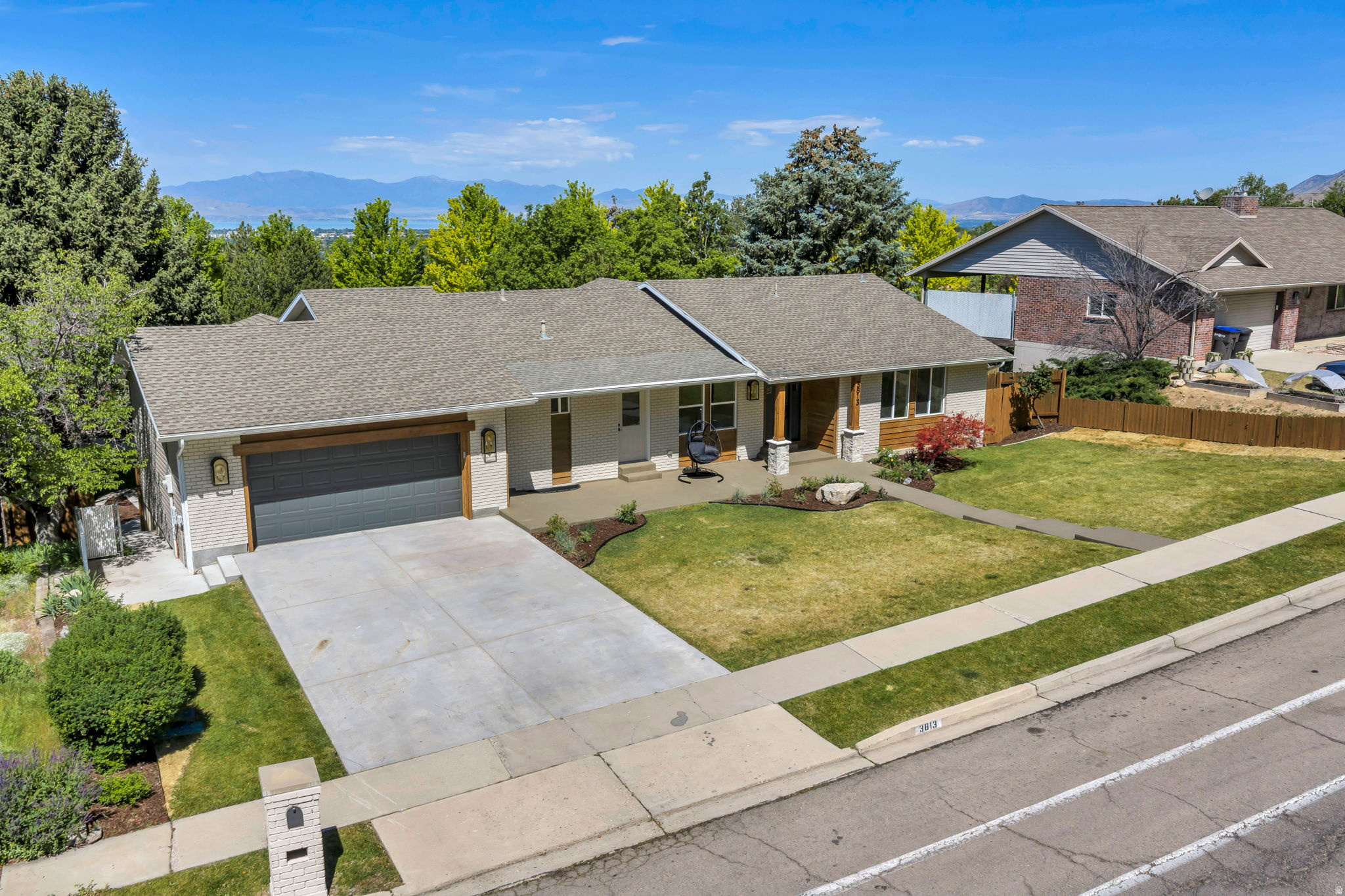 main property photo 70