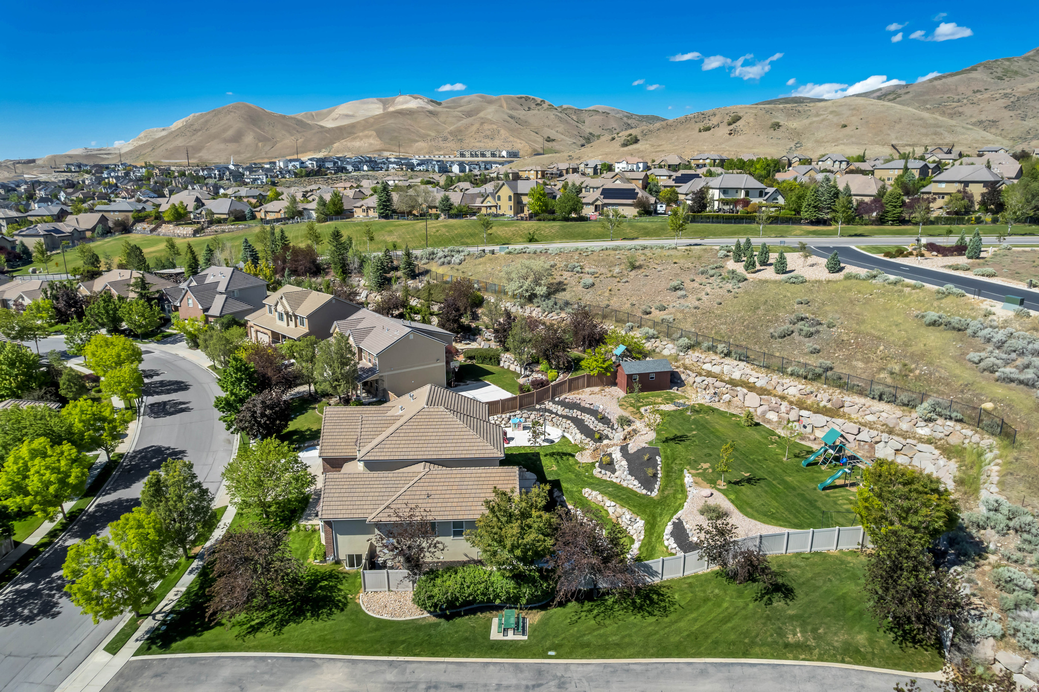 main property photo 44