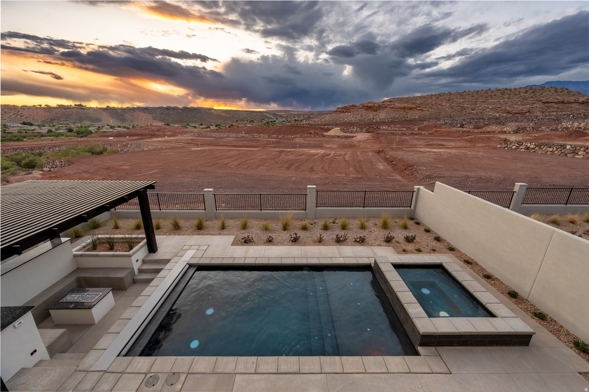 main property photo 39