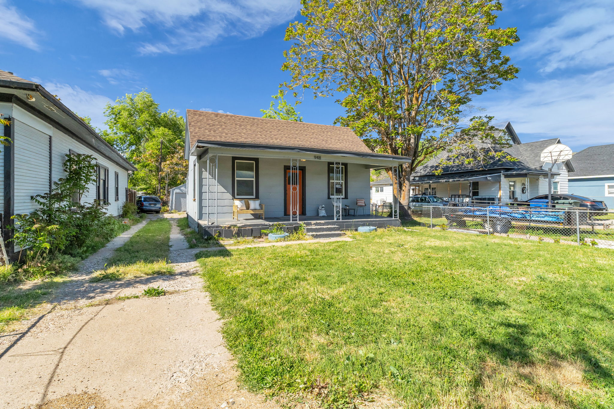 main property photo 23