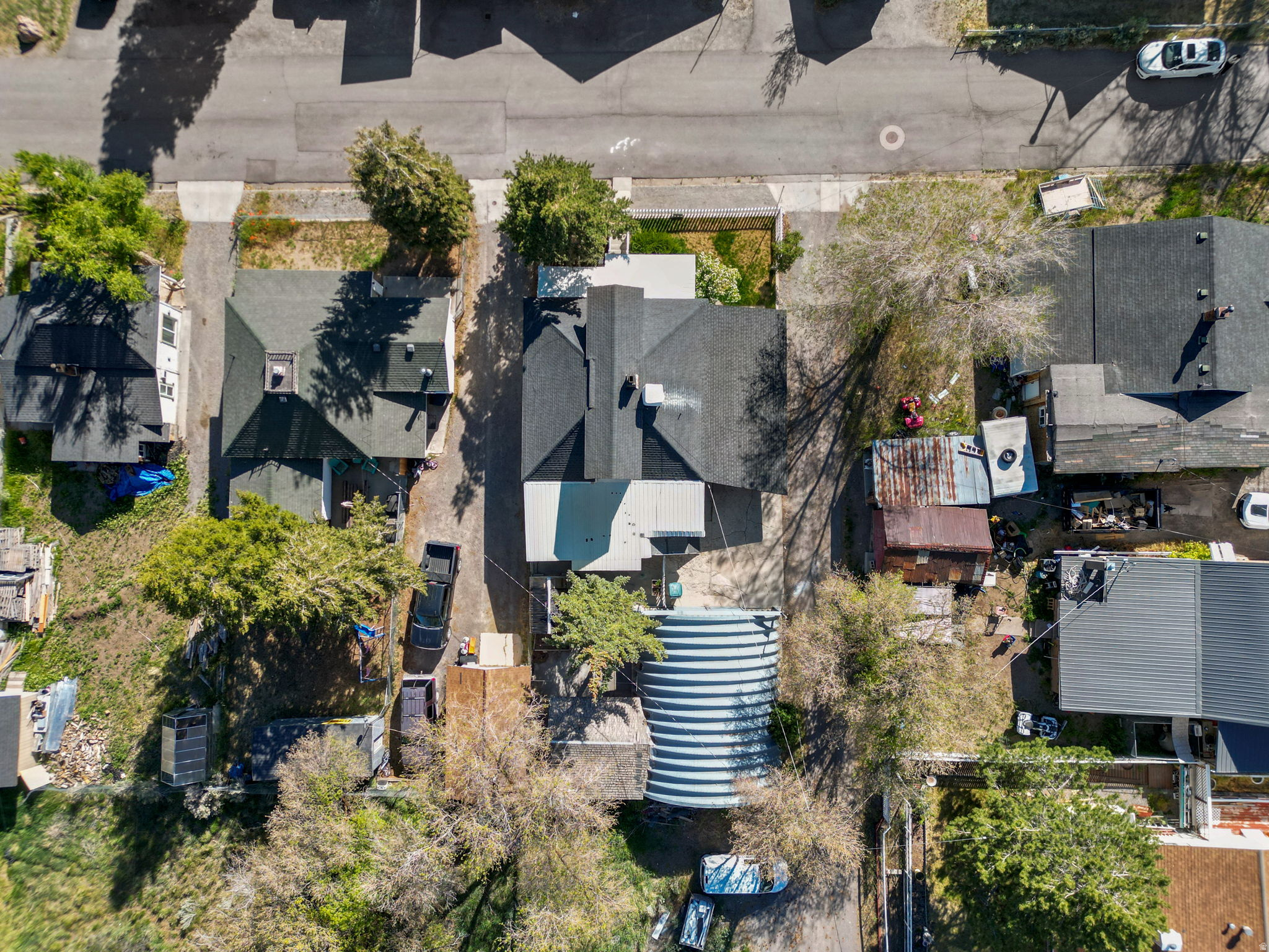 main property photo 38