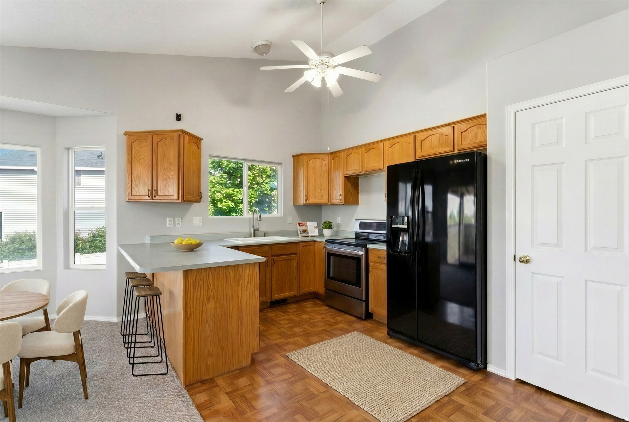 main property photo 7