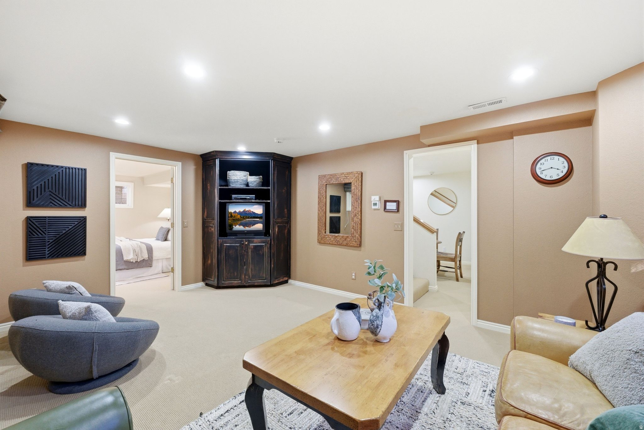 main property photo 75