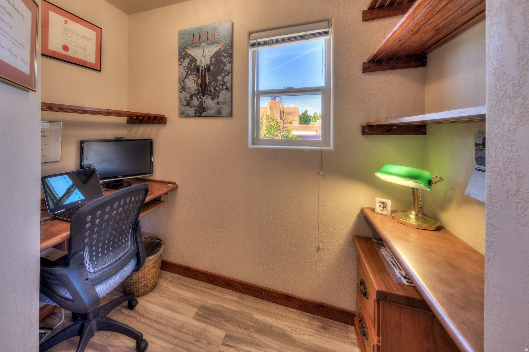 main property photo 25