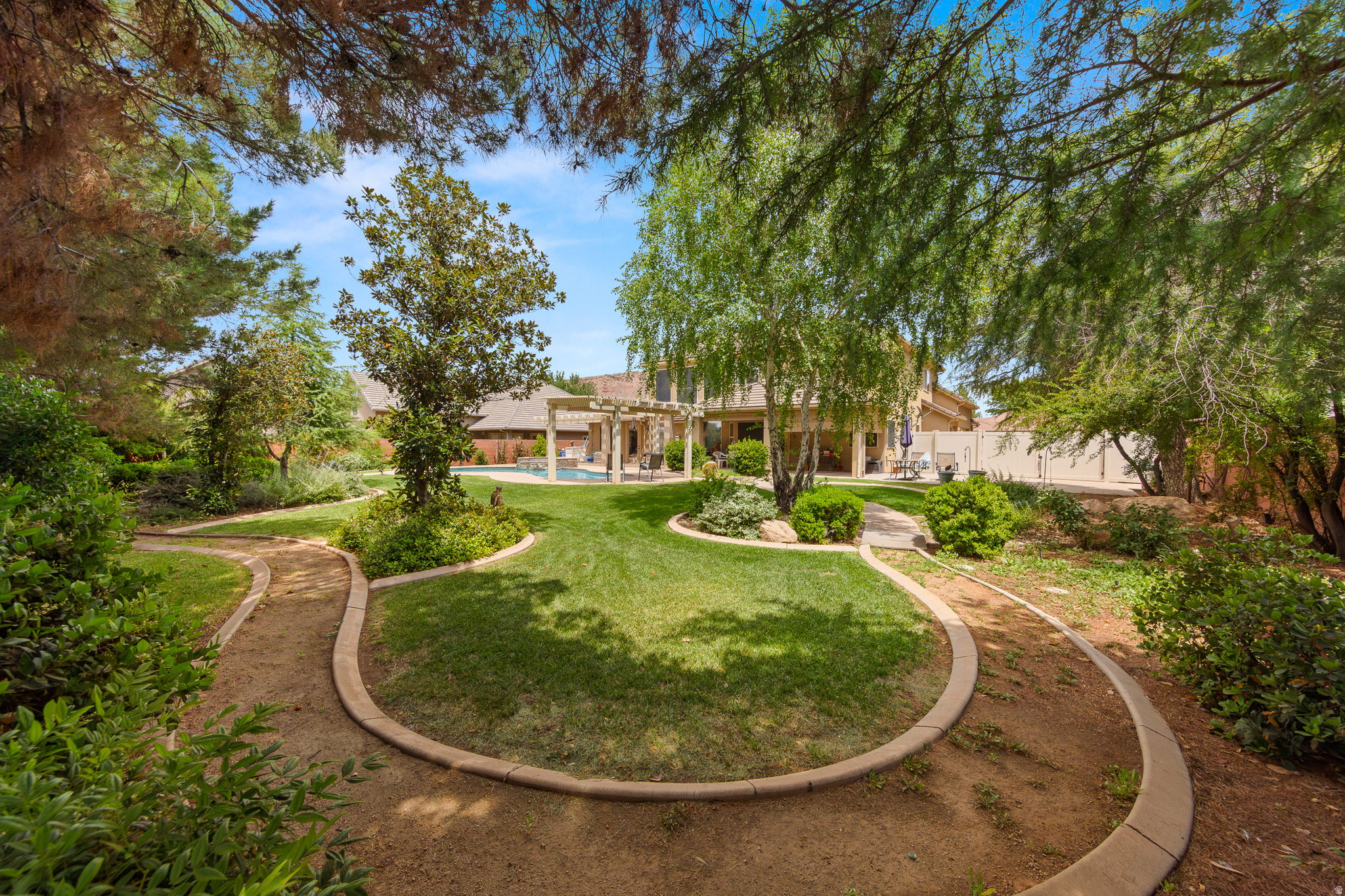 main property photo 42