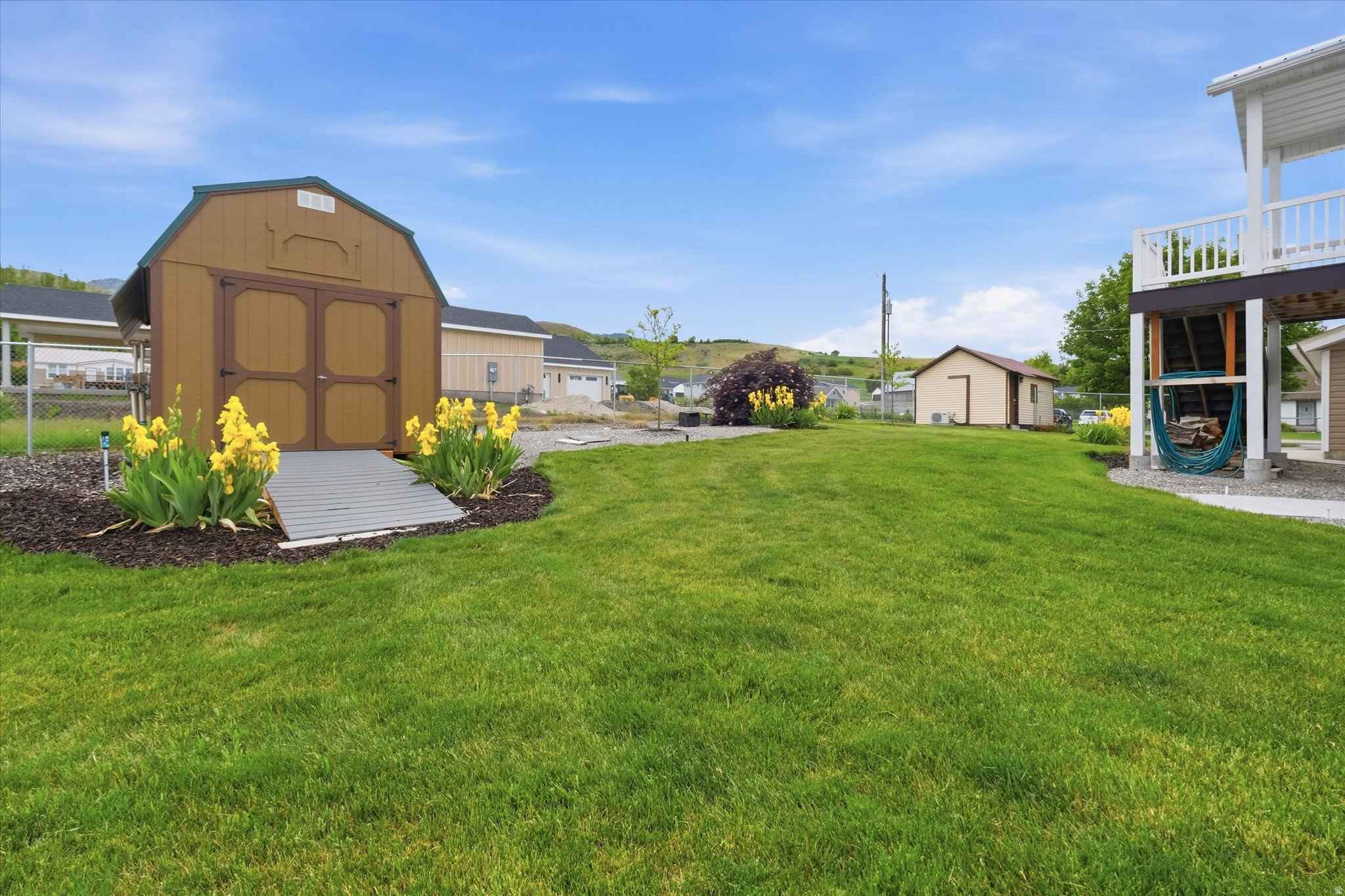 main property photo 24