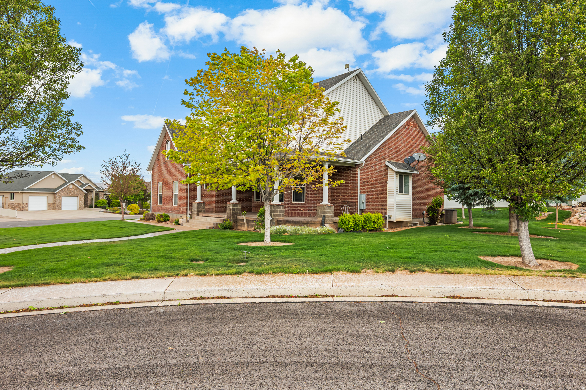 main property photo 47