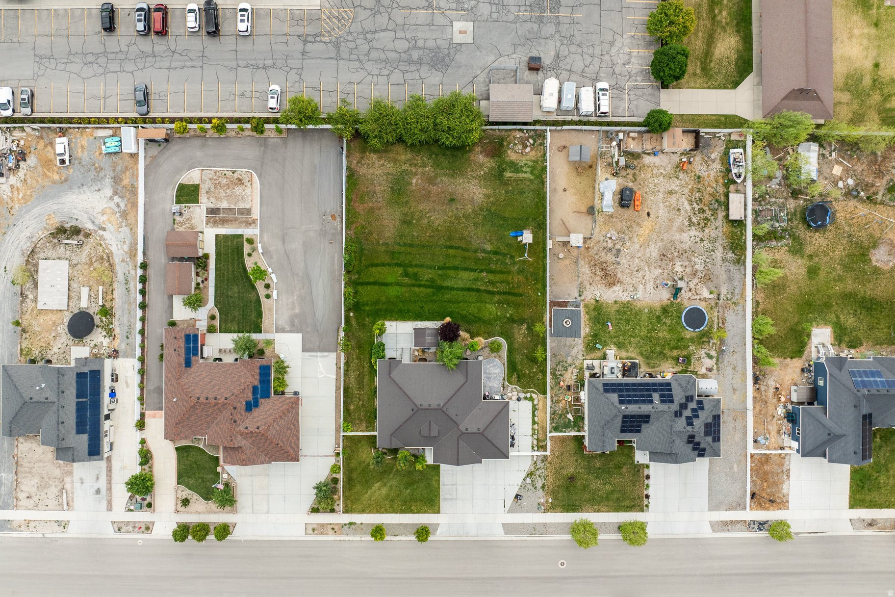main property photo 47
