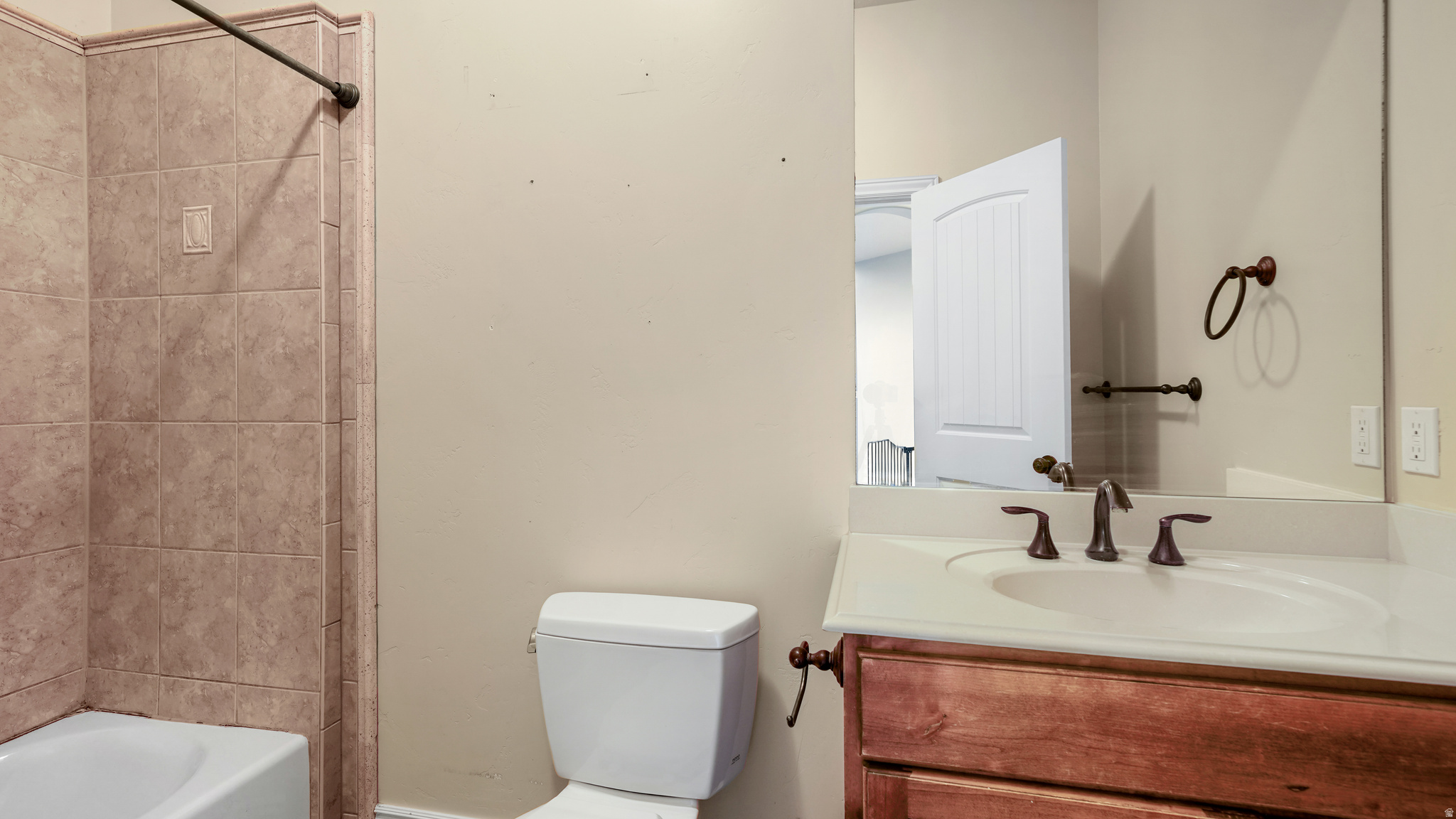 main property photo 101