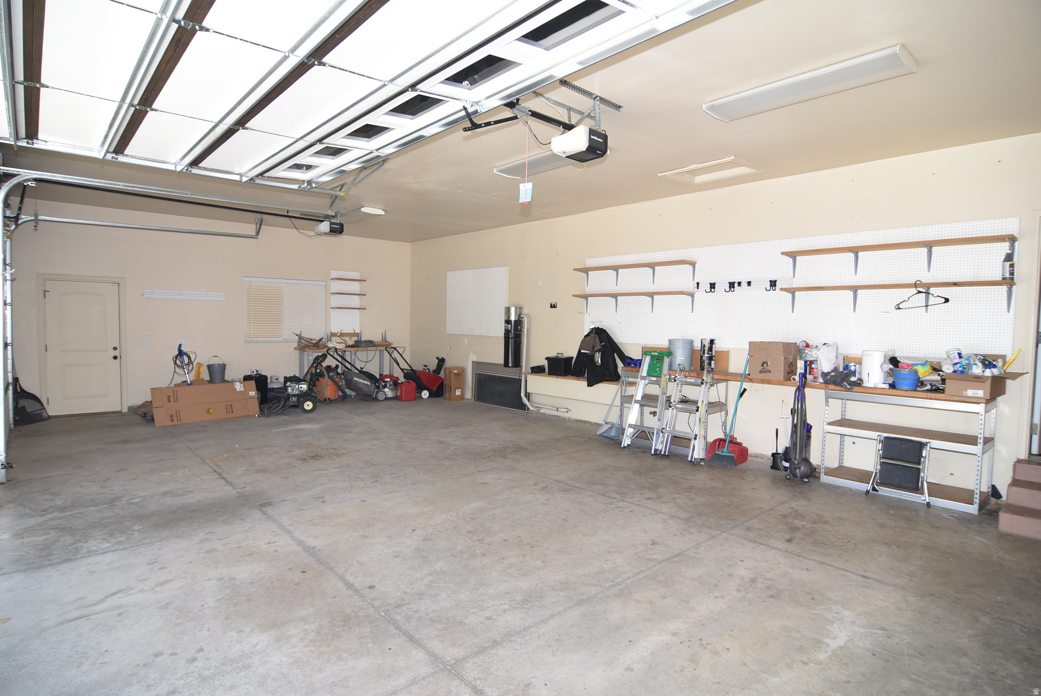 main property photo 114