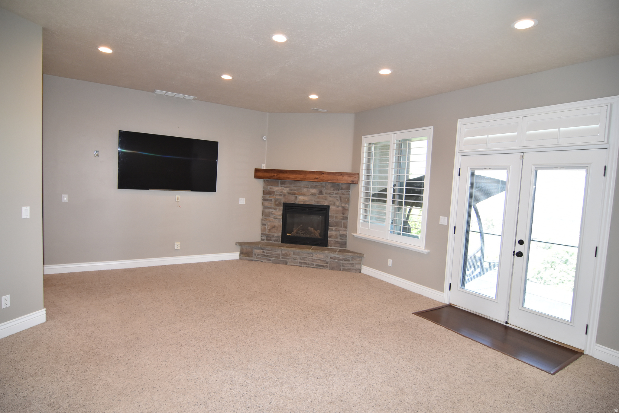 main property photo 64