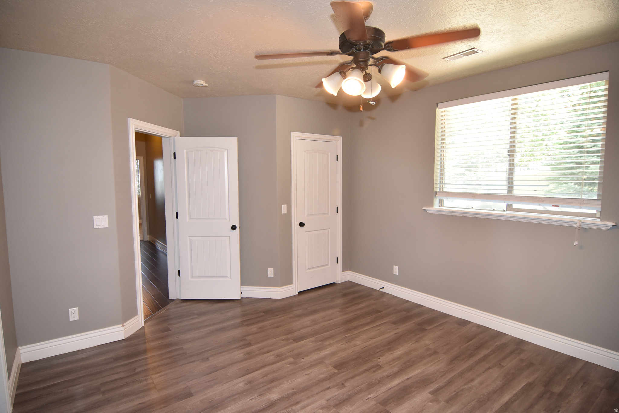 main property photo 90