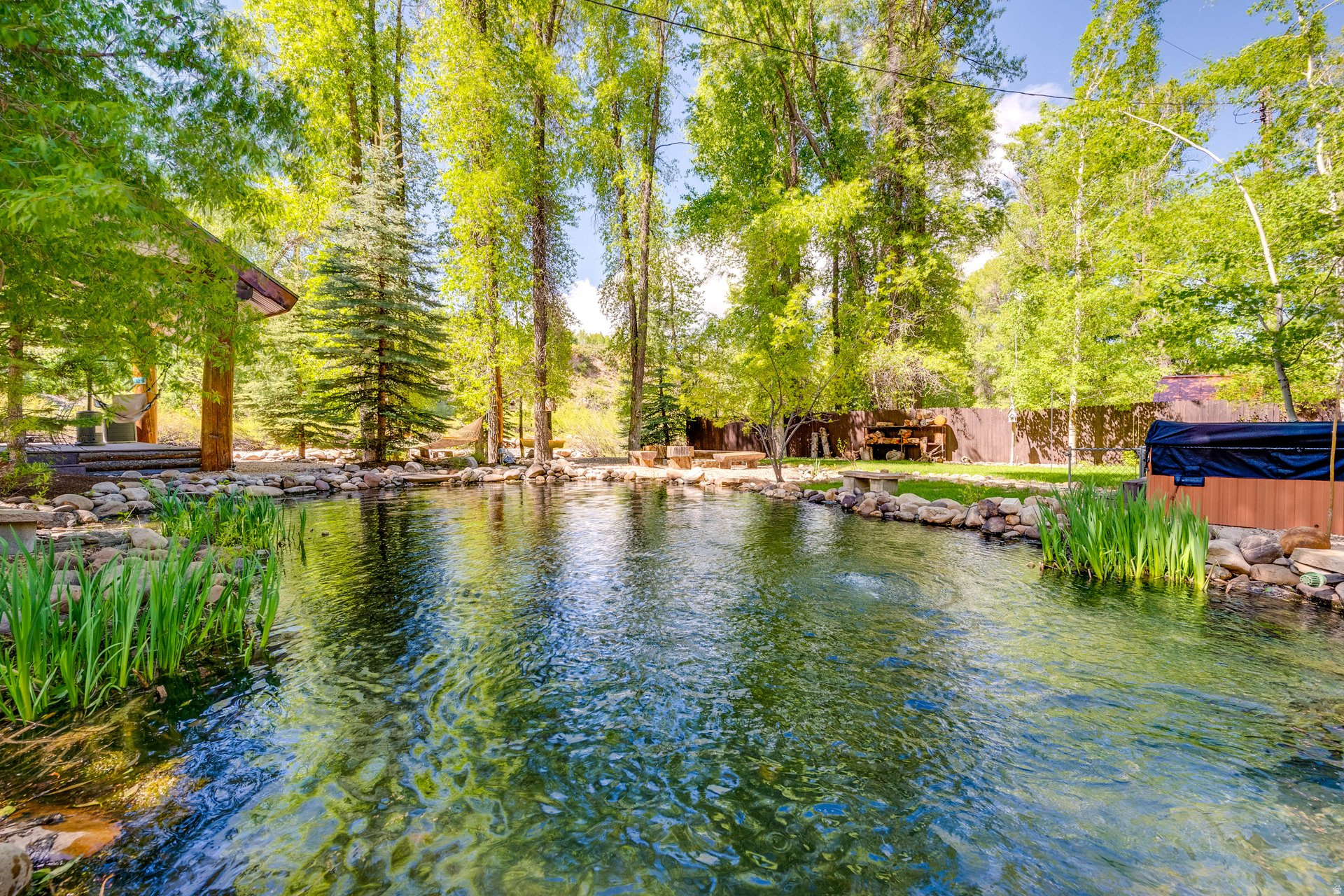 main property photo 4