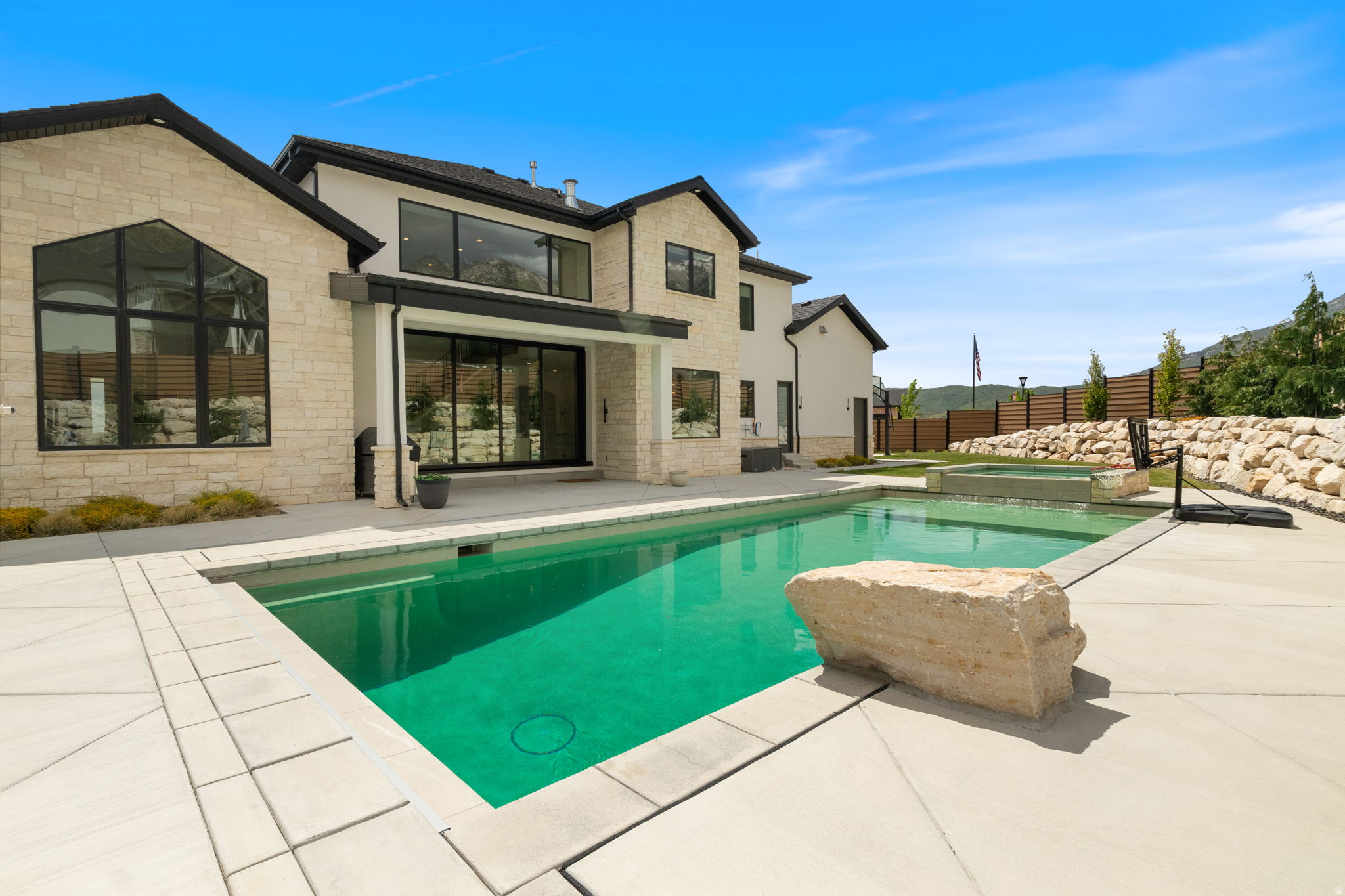main property photo 76