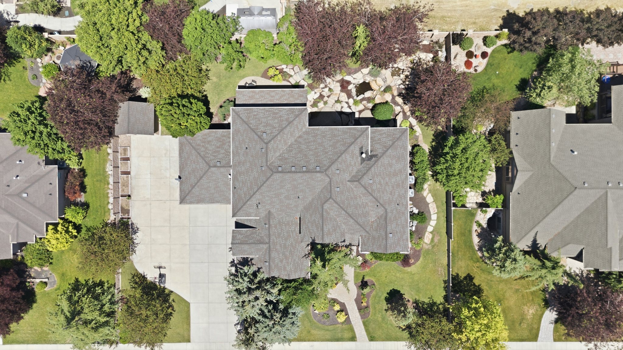 main property photo 66