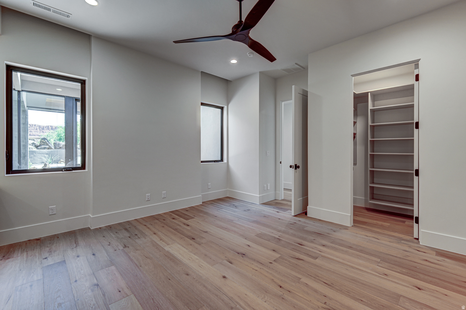 main property photo 125