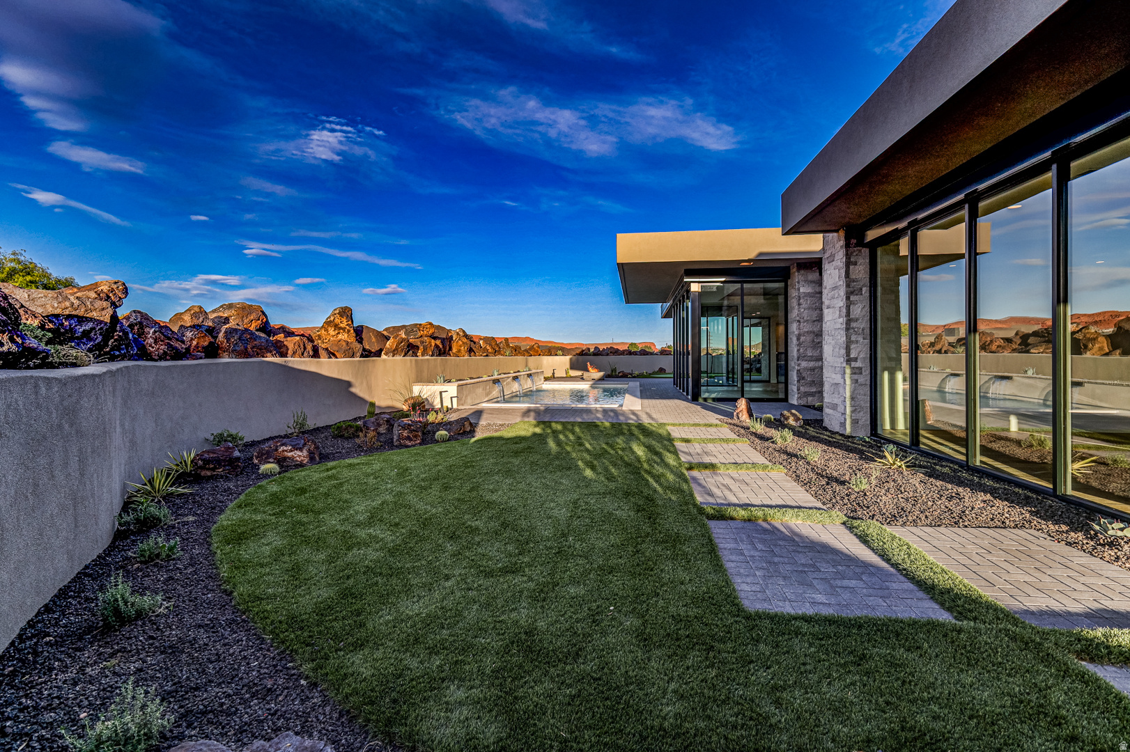 main property photo 161