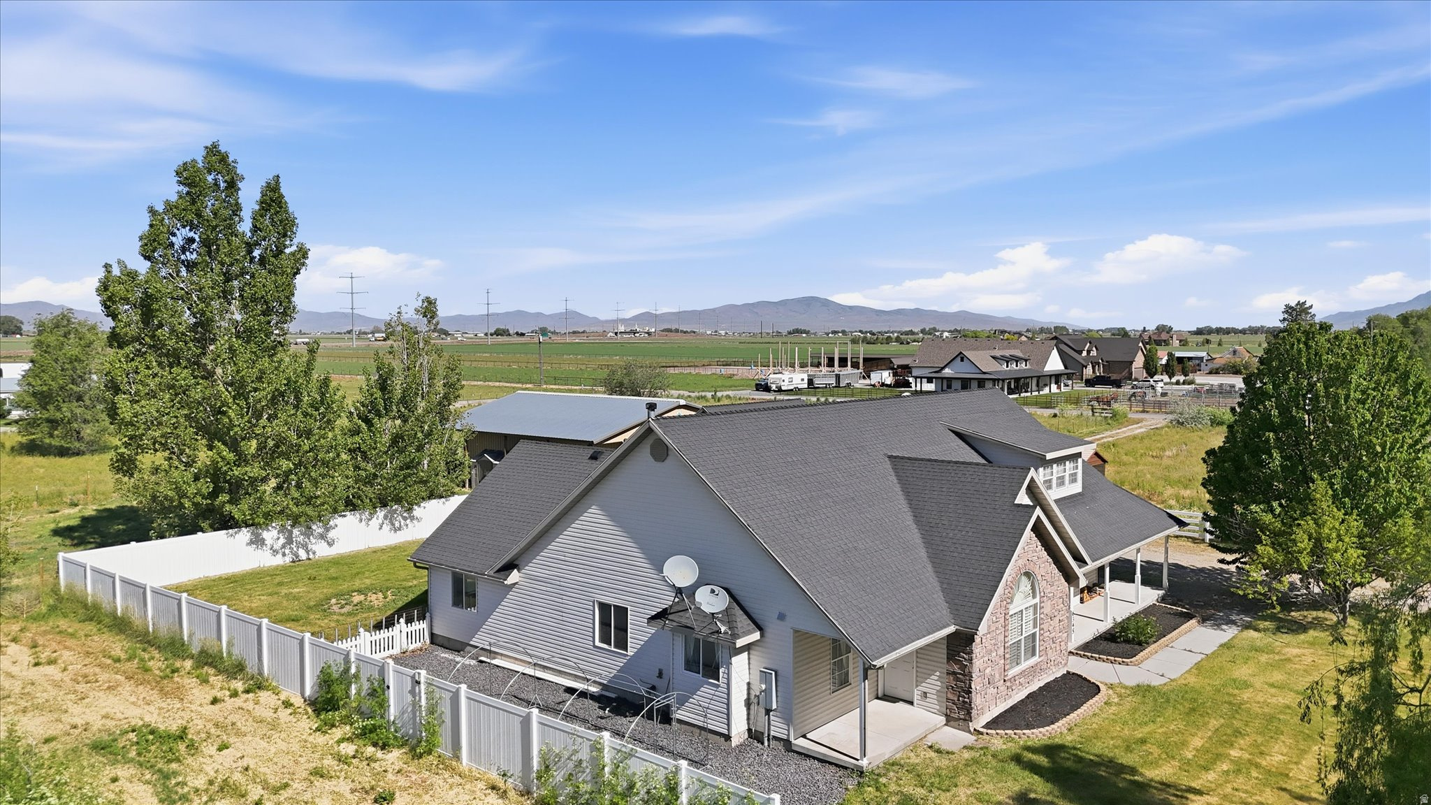 main property photo 71