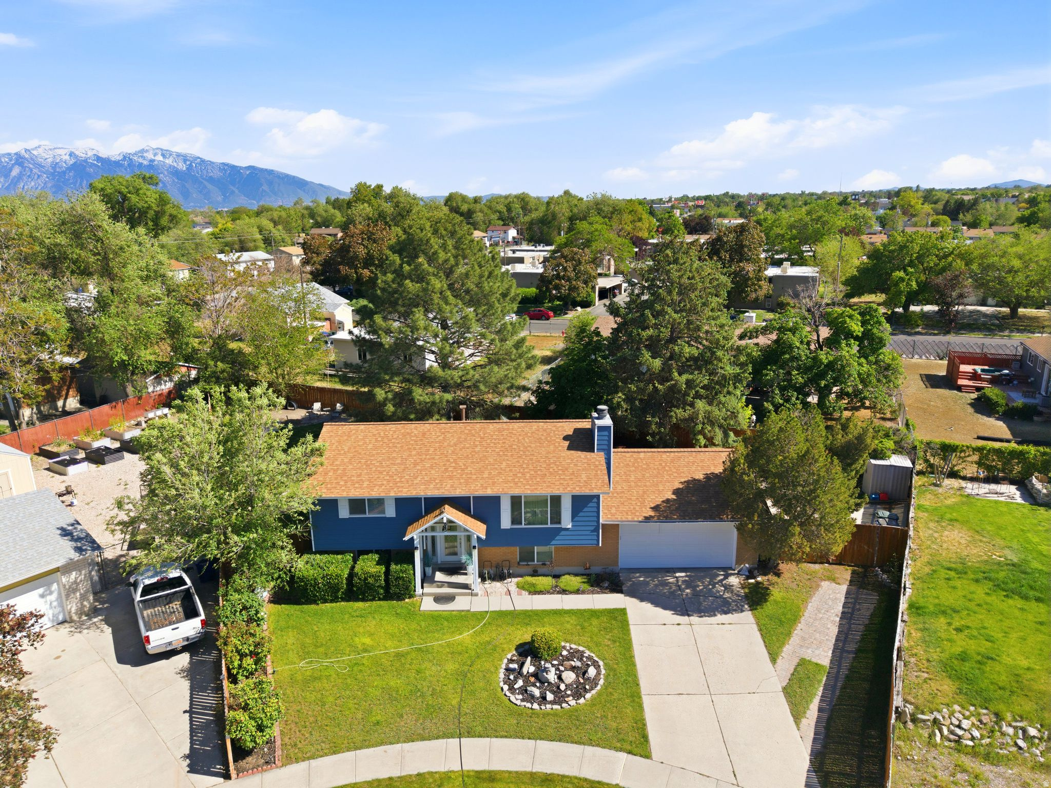 main property photo 54