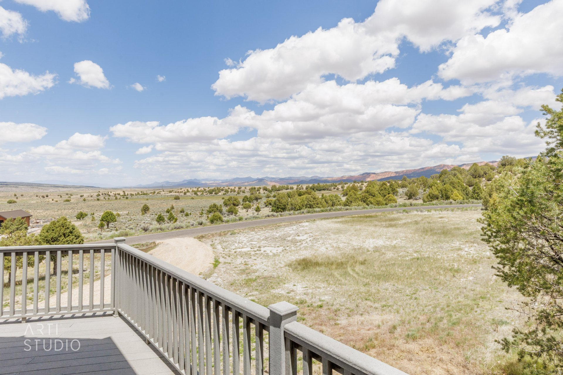 main property photo 34
