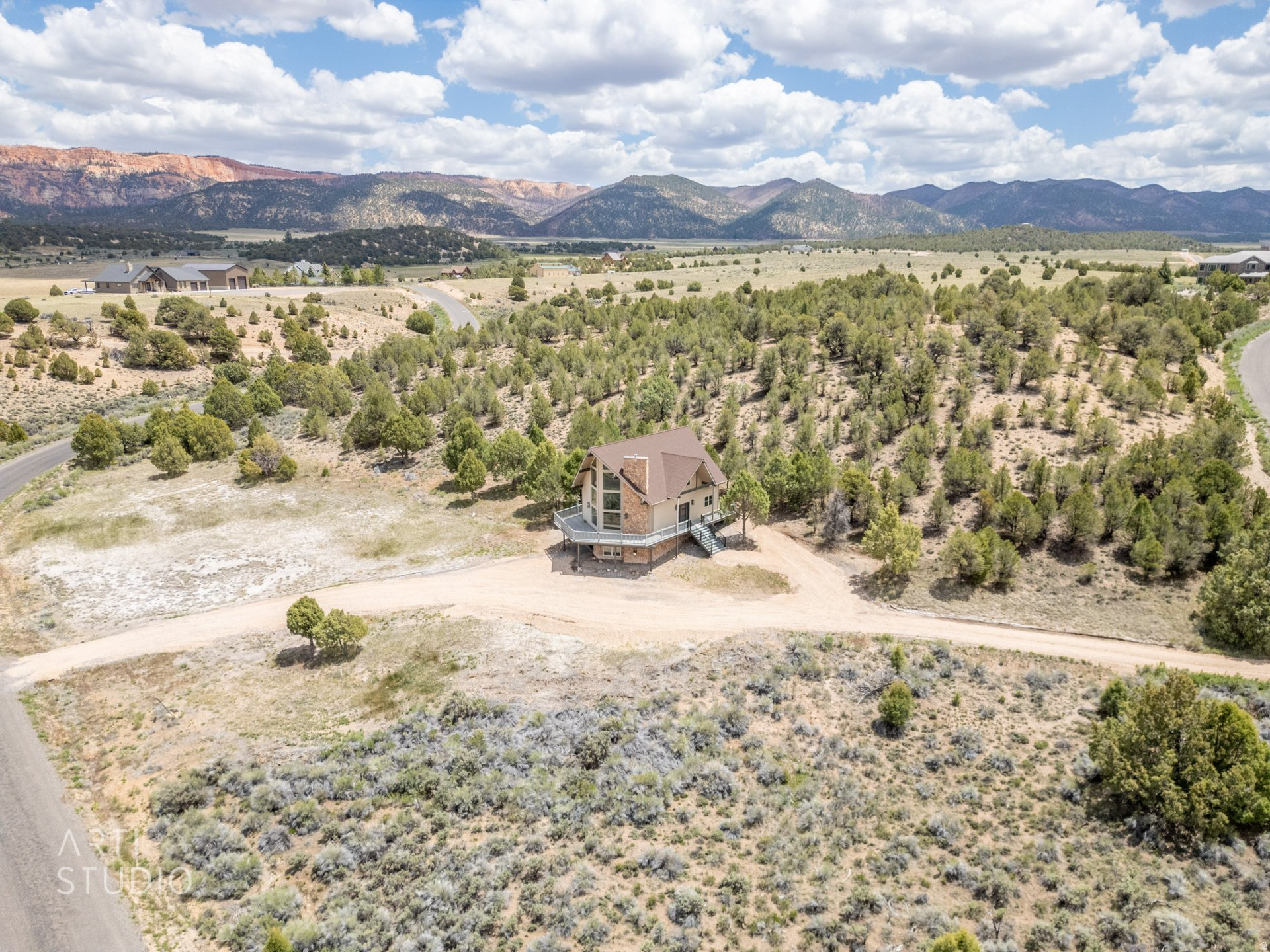 main property photo 5